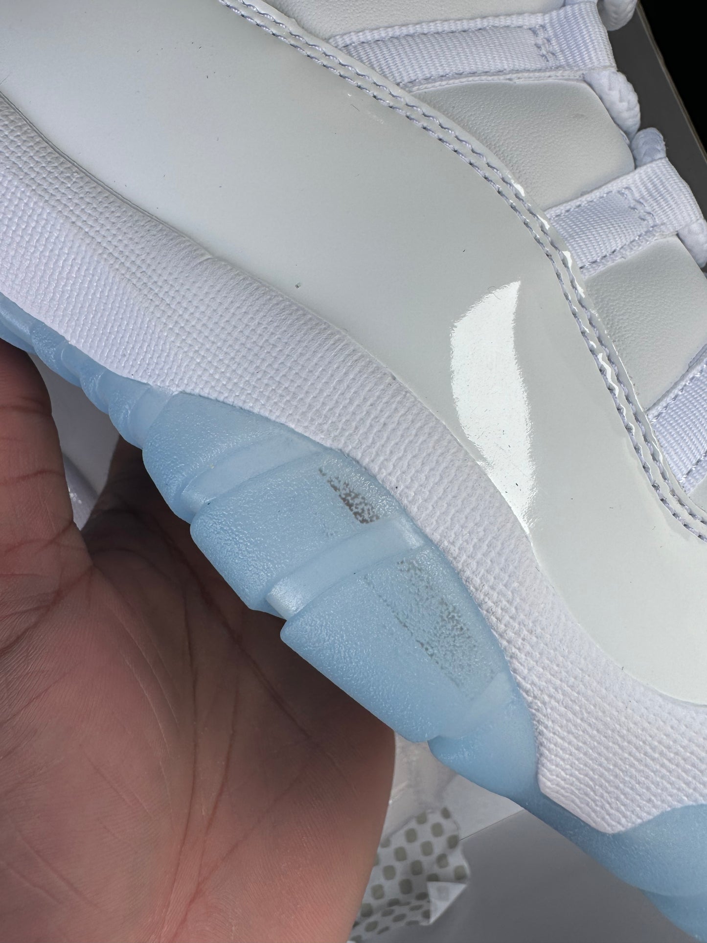 Jordan 11 Retro “Legend Blue” 2024 (Sz 10.5)
