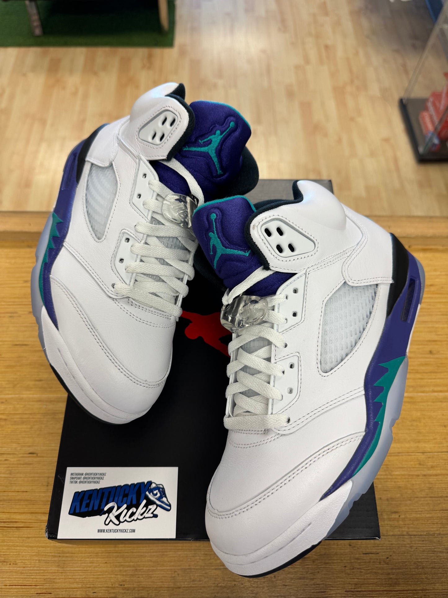 Jordan 5 Retro “Grape” 2025 (Sz 8.5)