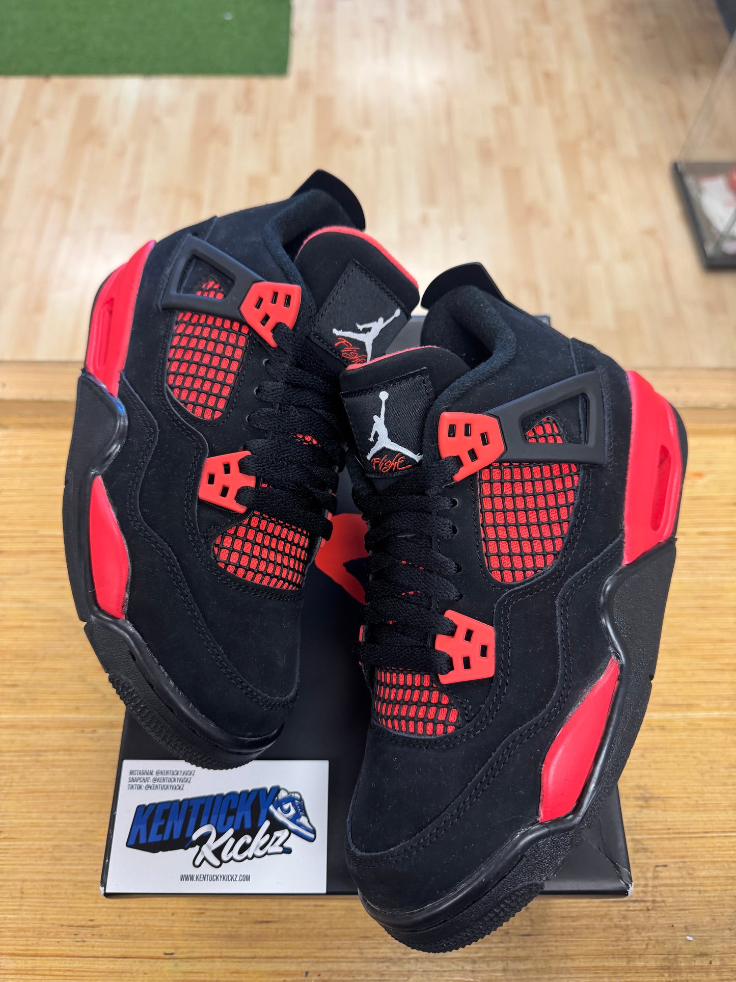 Jordan 4 Retro “Red Thunder” (Sz 5Y)