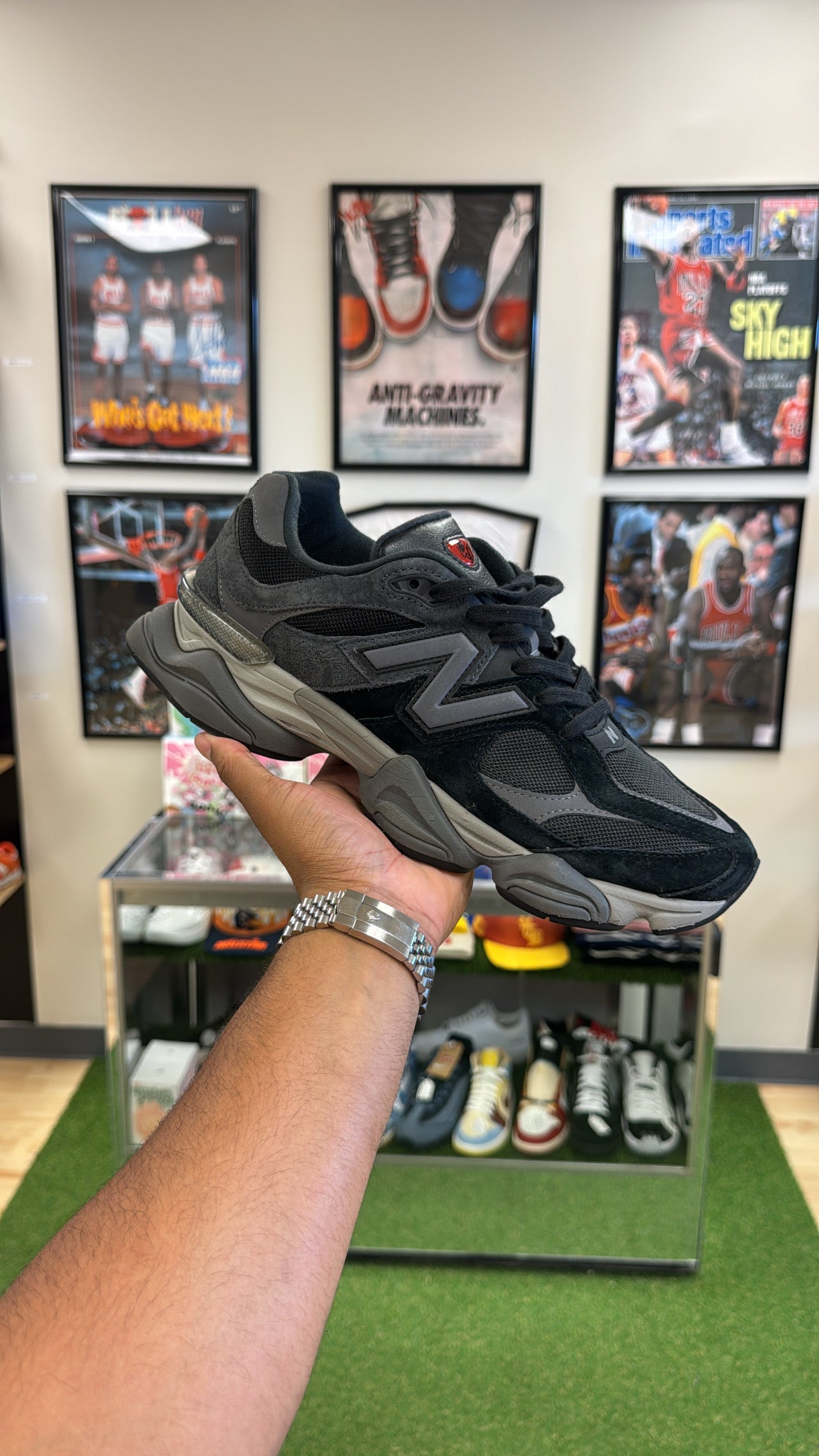NB 9060 “Black Castlerock Grey” (Sz 10.5)
