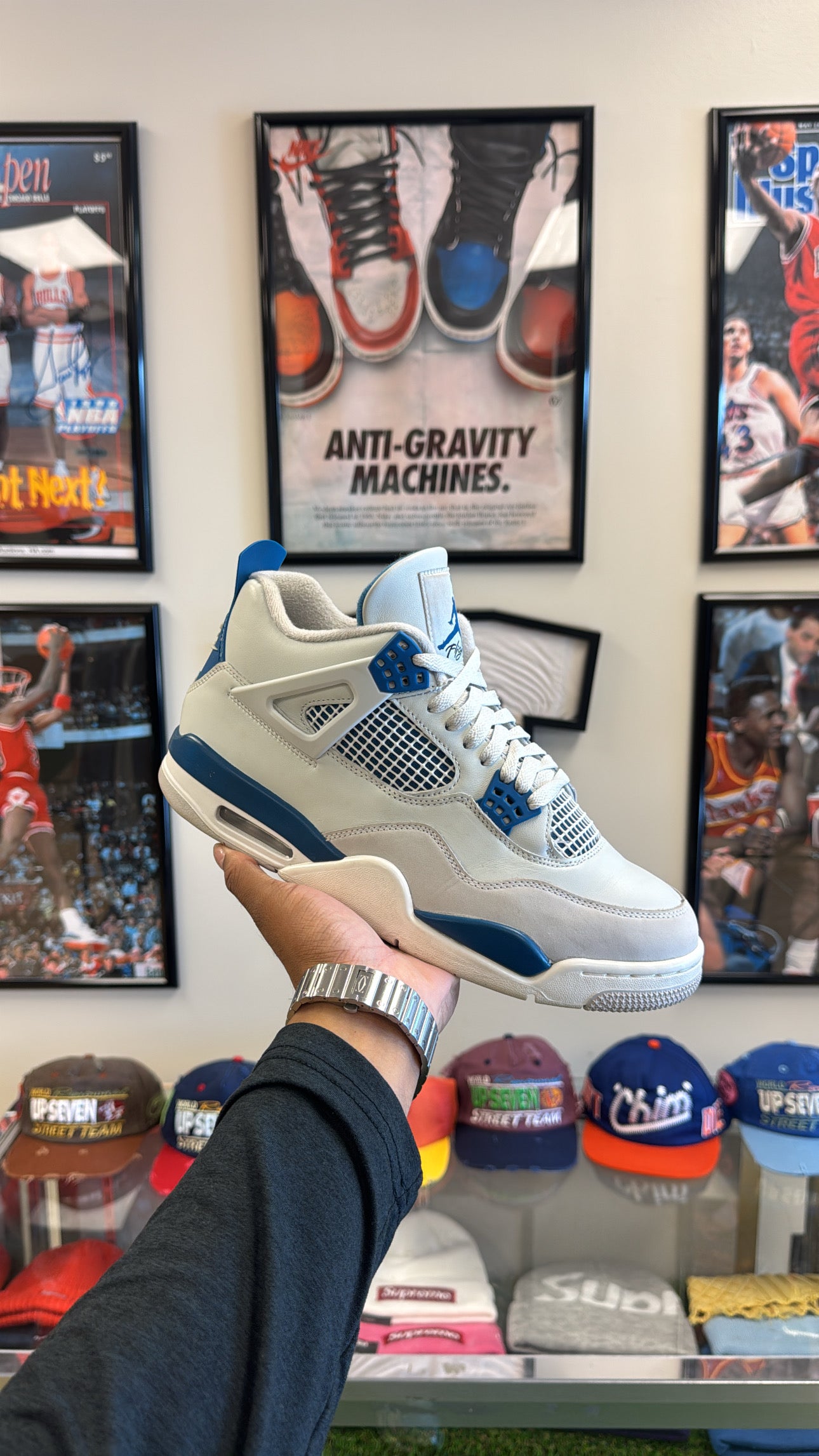Jordan 4 Retro “Military Blue” 2024 (Sz 10.5)
