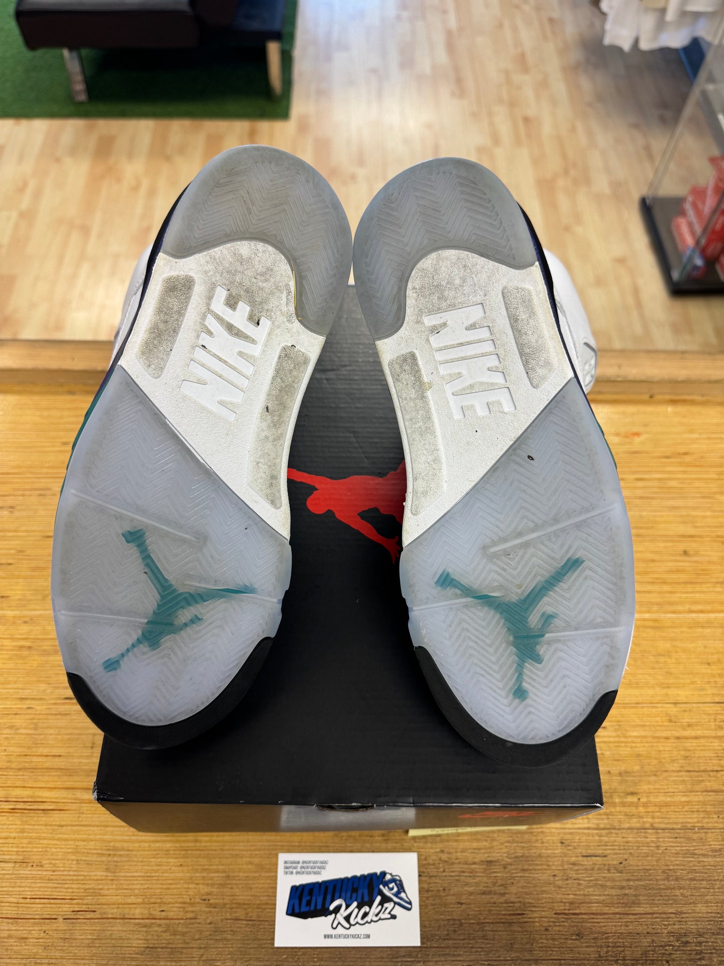 Jordan 5 Retro “Grape” 2025 (Sz 8.5)