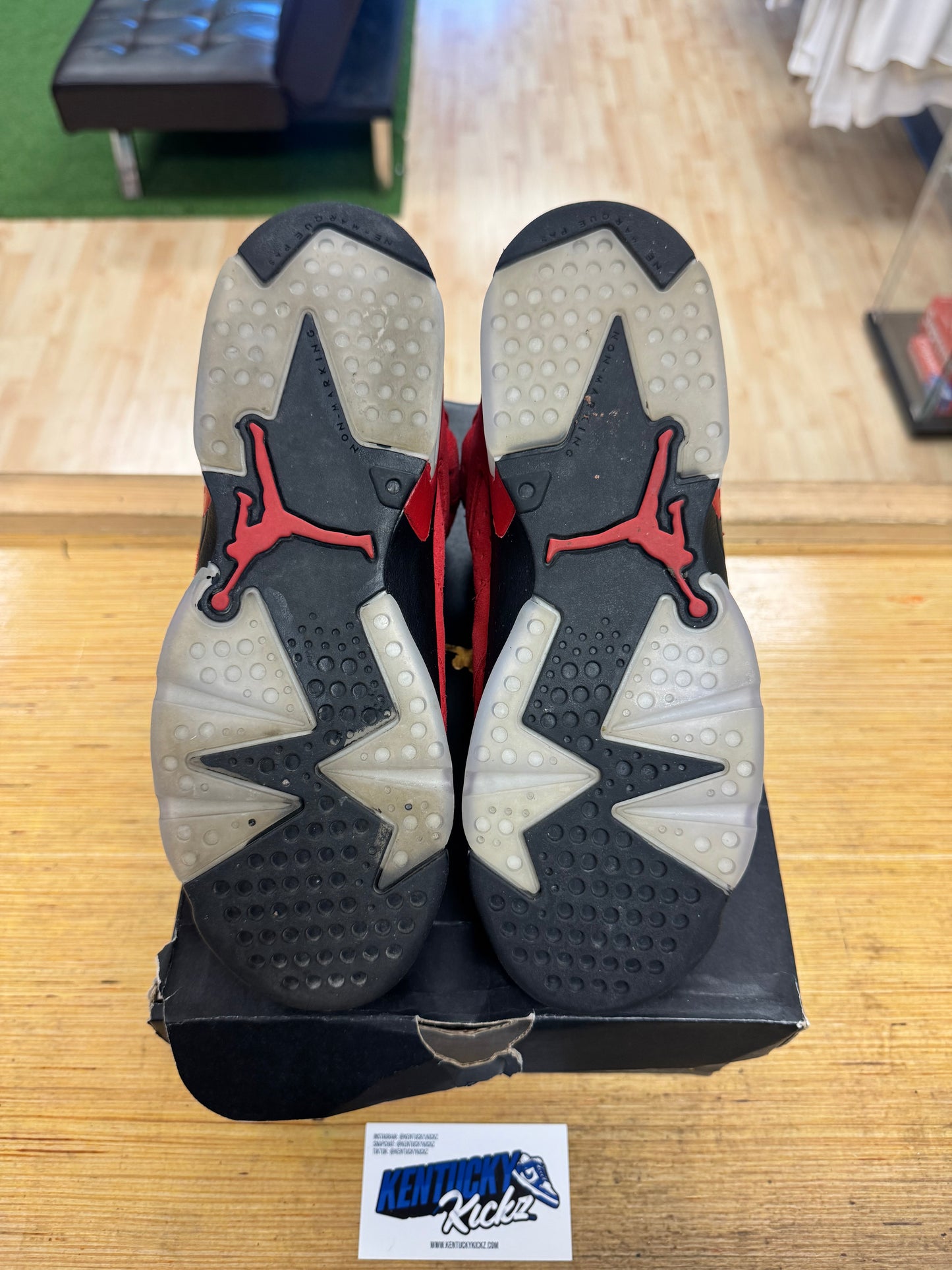 Jordan 6 Retro “Toro Bravo” (Sz 7Y)