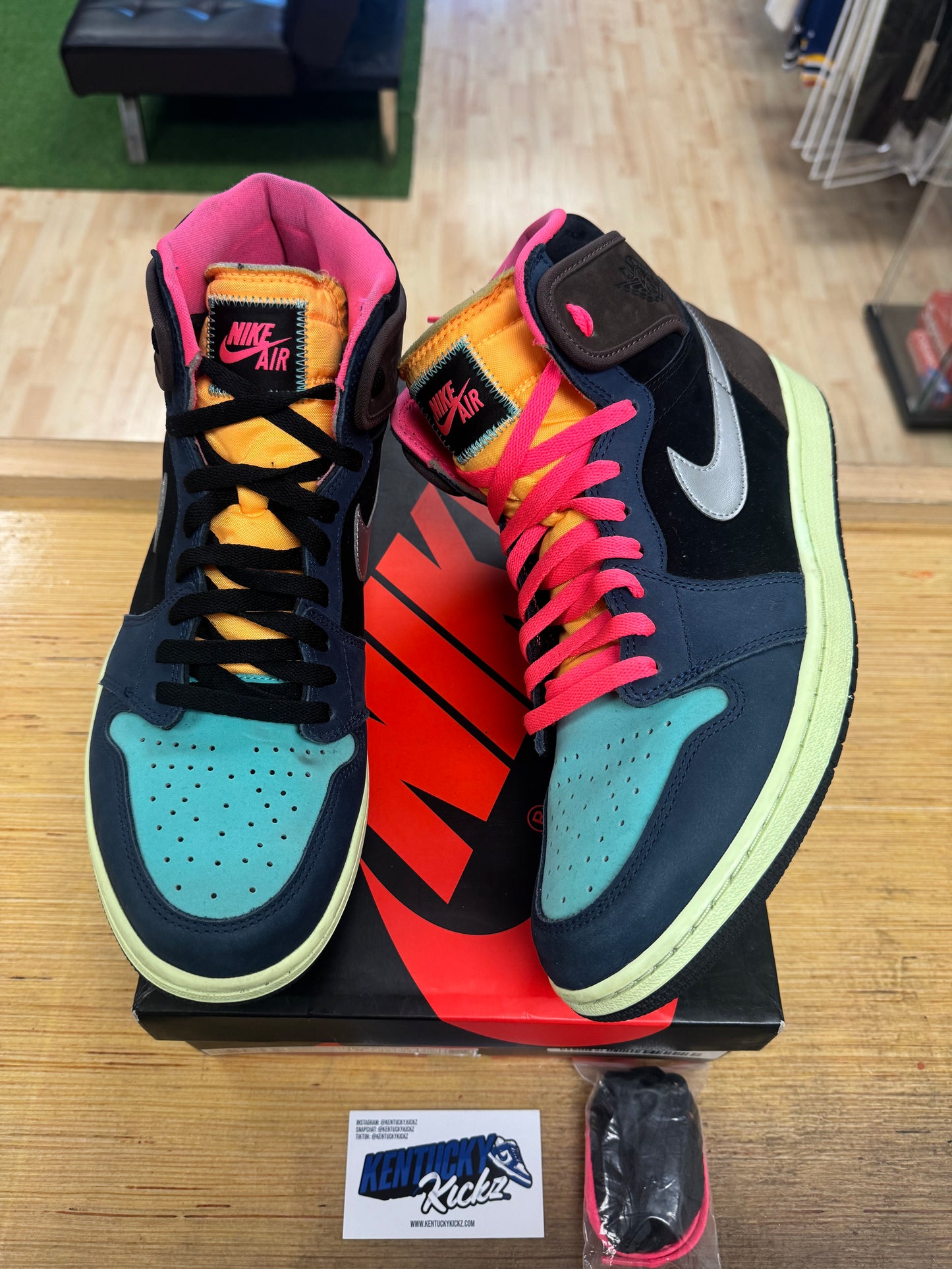 Jordan 1 Retro High “Bio Hack” (Sz 12)