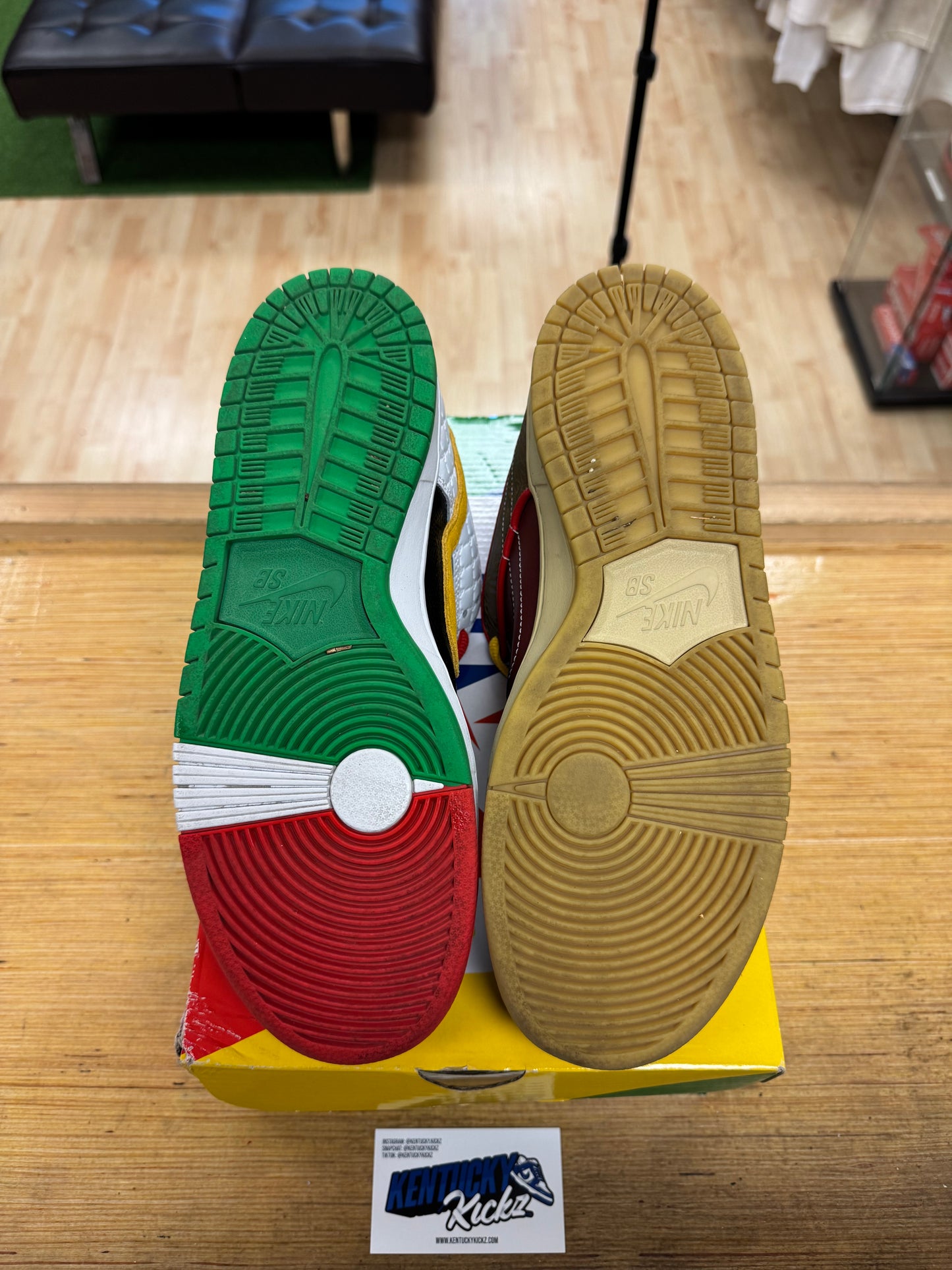 SB Dunk Low “What The Paul” (Sz 10.5)