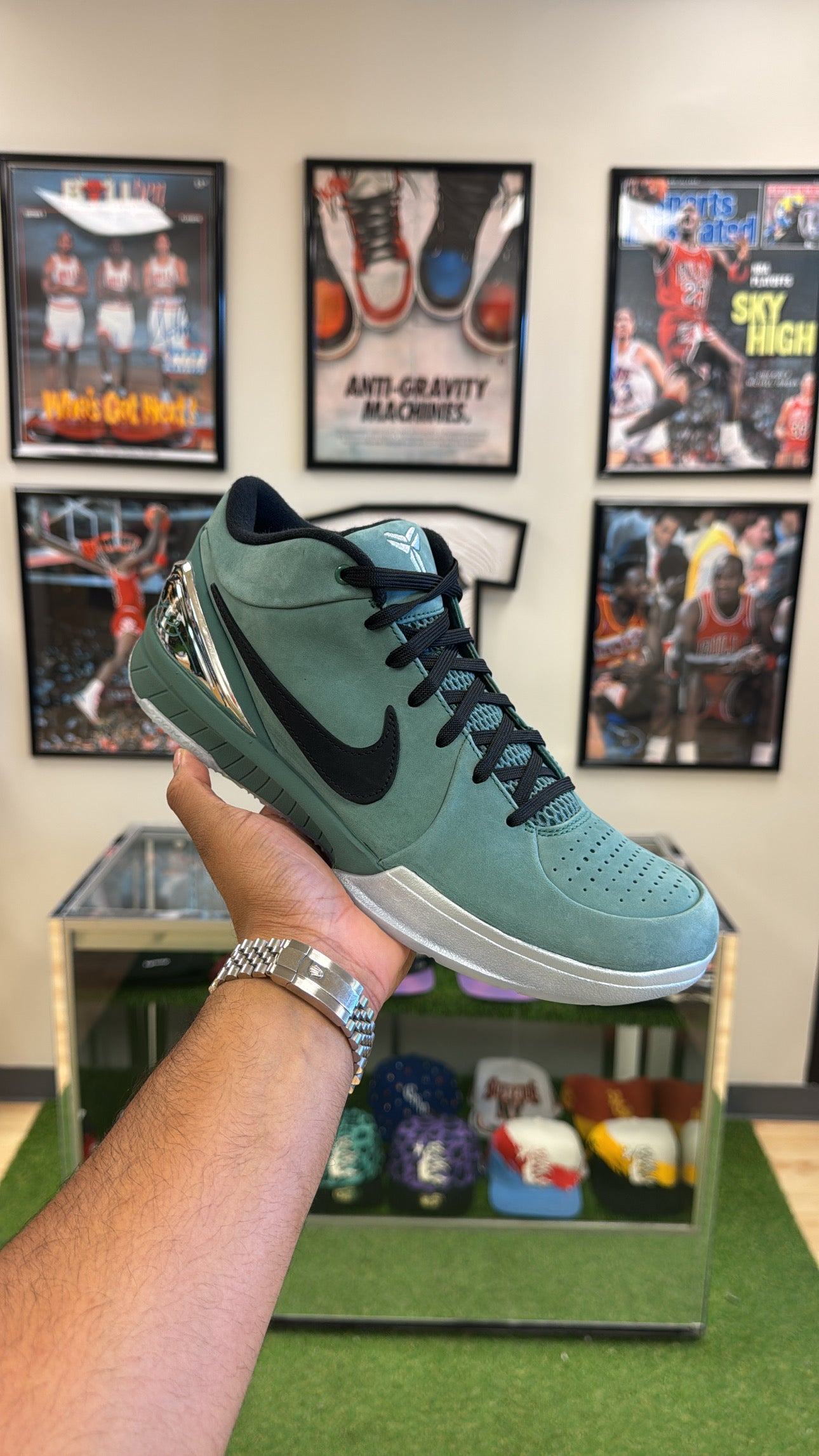 Kobe 4 Protro “Girl Dad” (Sz 10.5)