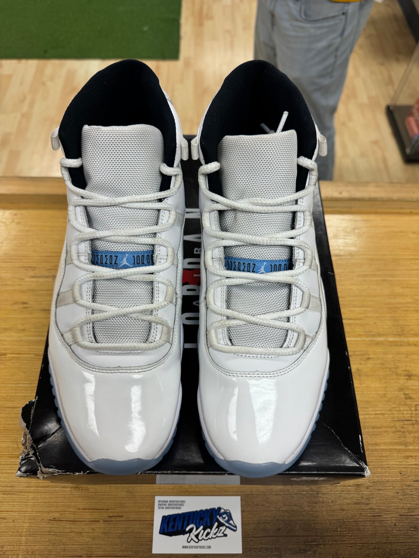 Jordan 11 Retro “Legend Blue” (Sz 12)