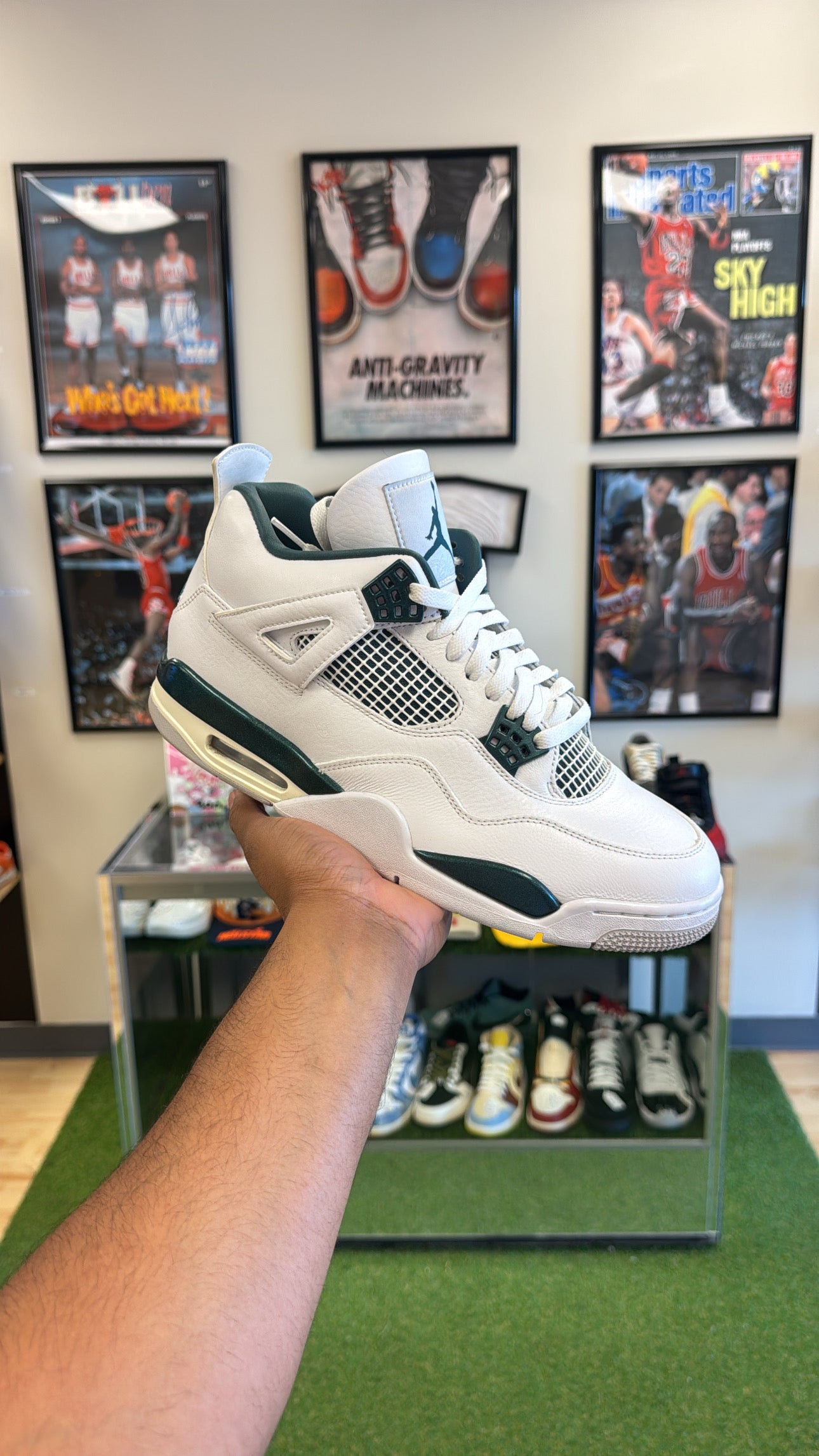 Jordan 4 Retro “Oxidized Green” (Sz 10.5)