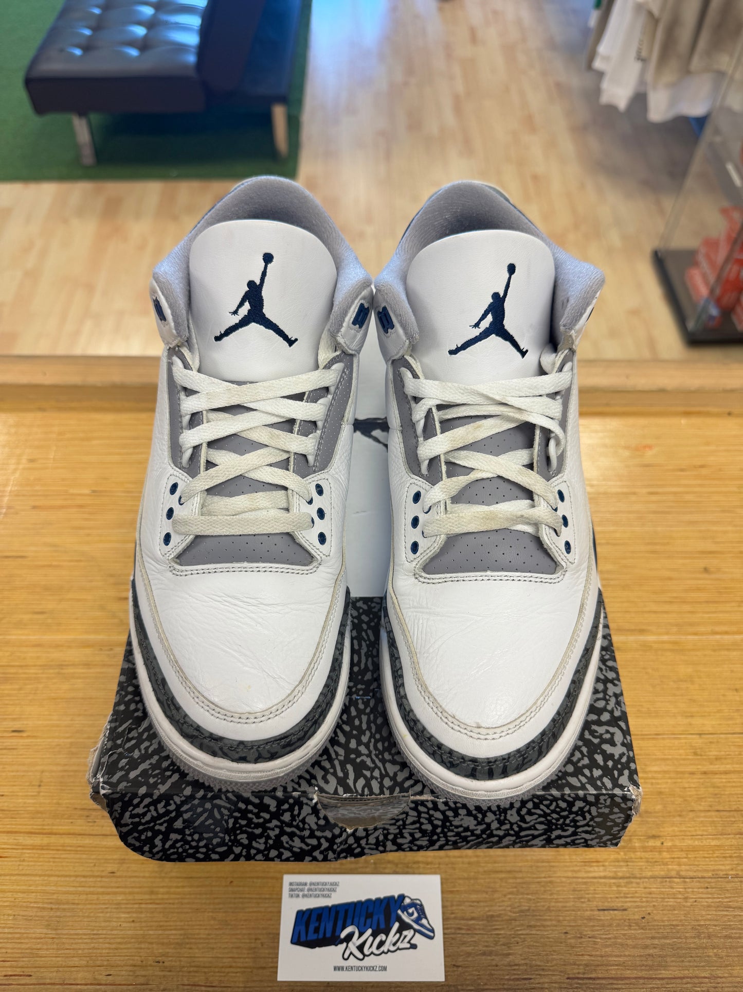 Jordan 3 Retro “Midnight Navy” (Sz 10)