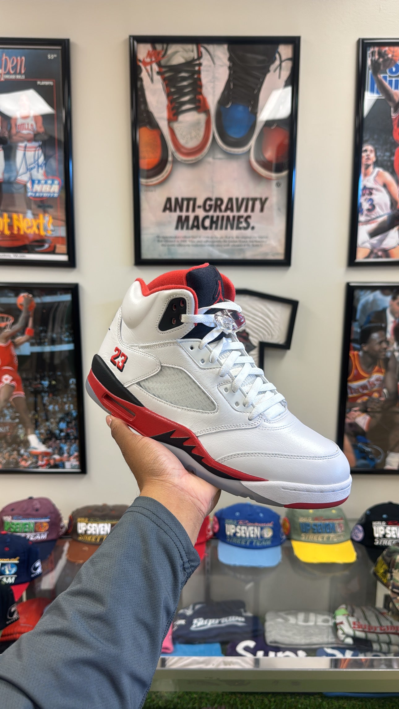 Jordan 5 Retro “Fire Red Black Tongue” 2025 (Sz 11)