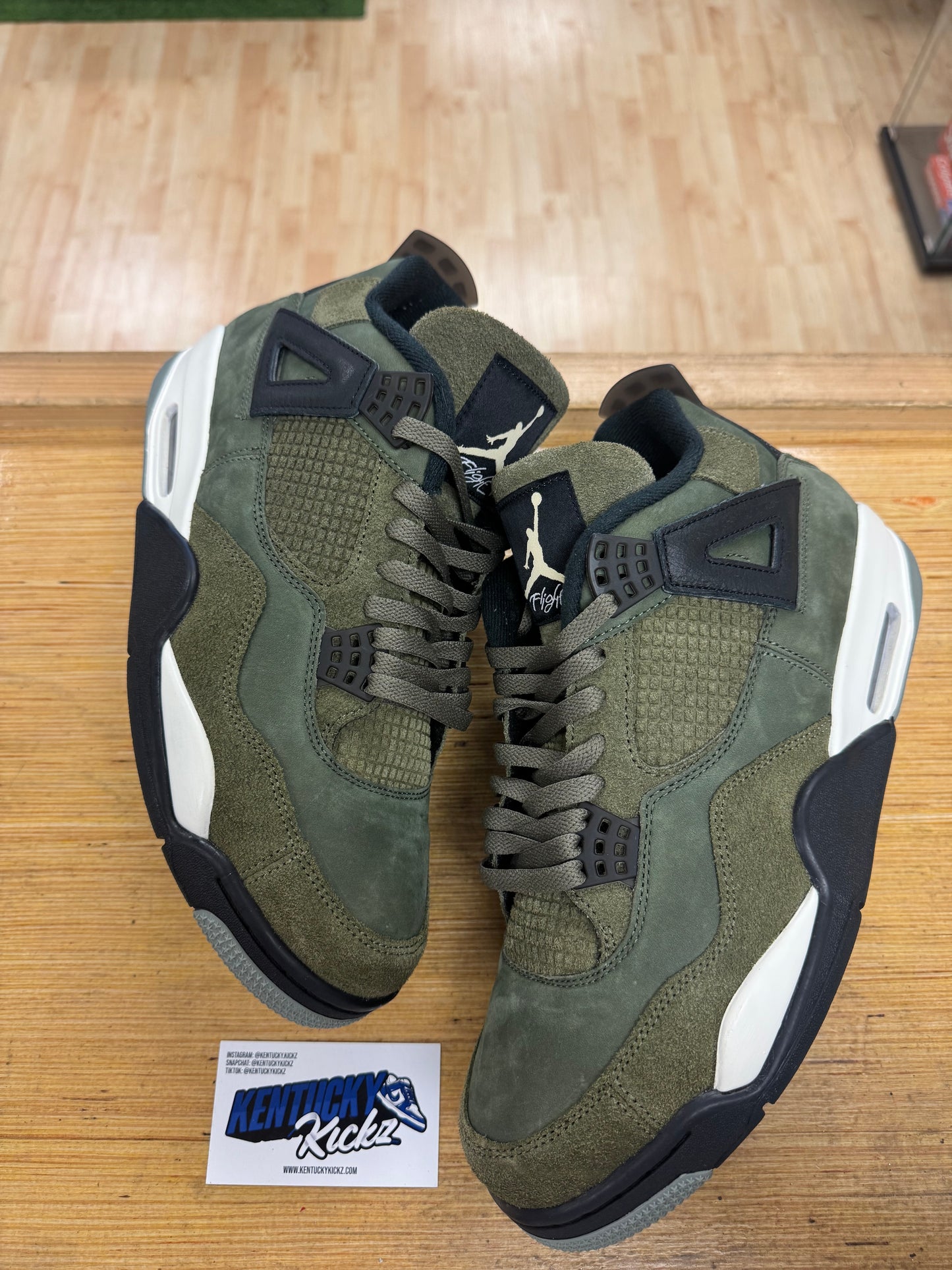 Jordan 4 Retro “Craft Medium Olive” (Sz 12)