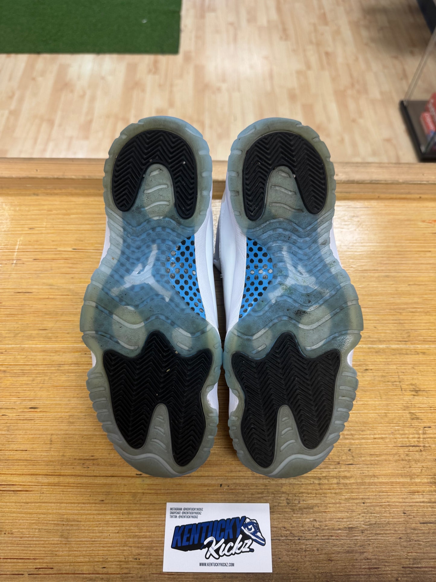 Jordan 11 Retro “Legend Blue” (Sz 10)