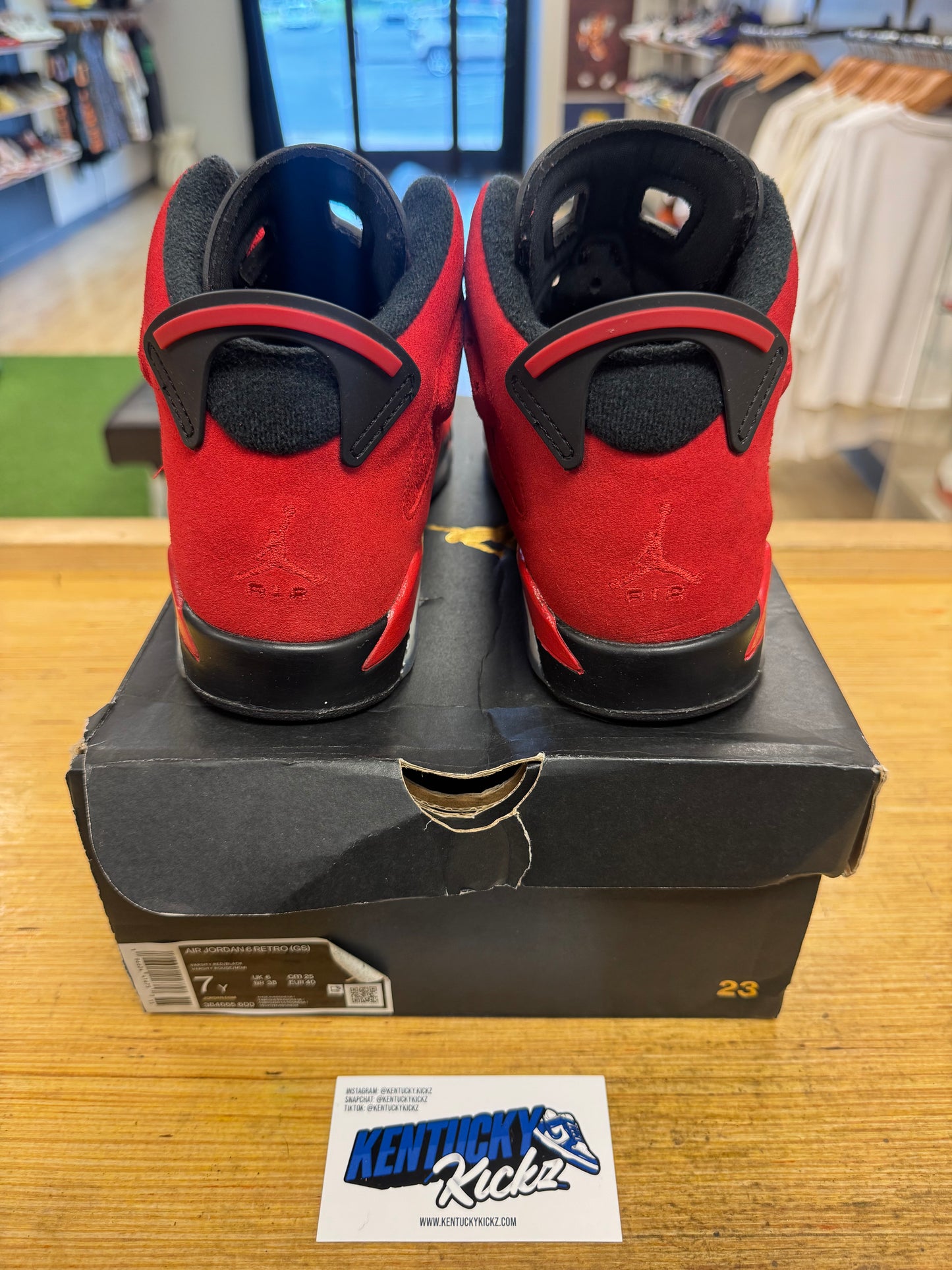 Jordan 6 Retro “Toro Bravo” (Sz 7Y)