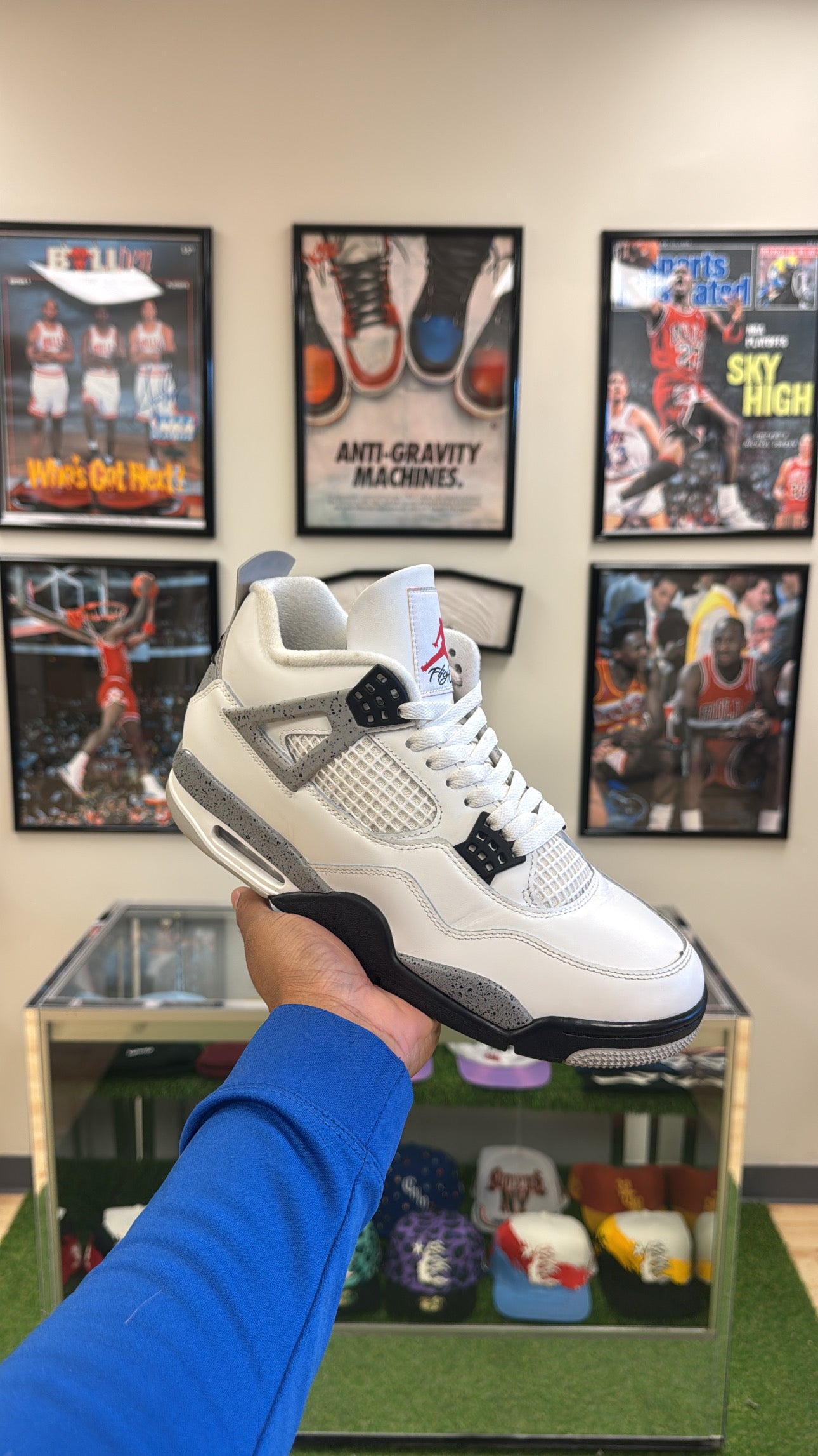 Jordan 4 Retro “White Cement” 2025 (Sz 10.5)