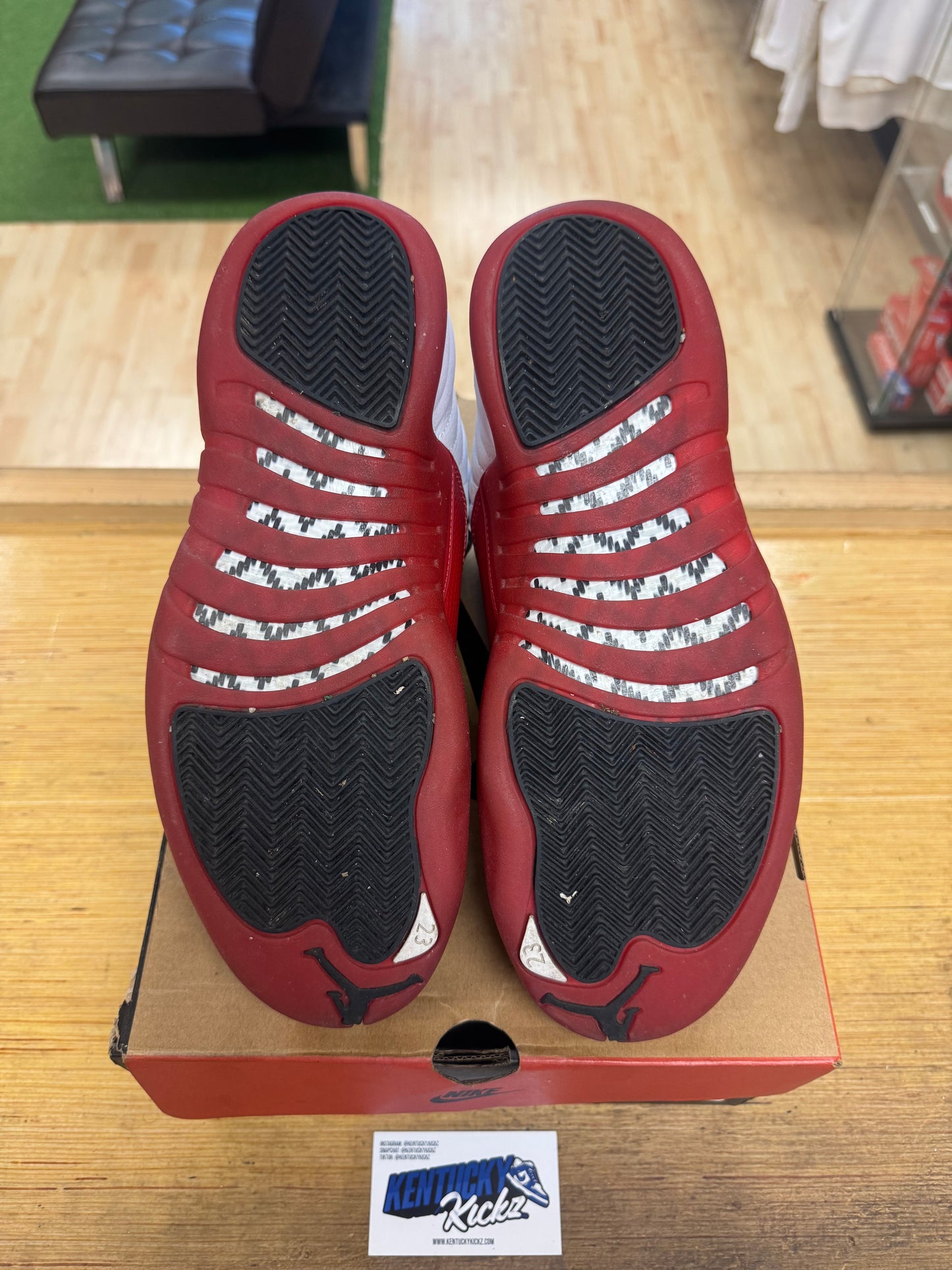 Jordan 12 Retro “Cherry” (Sz 11)