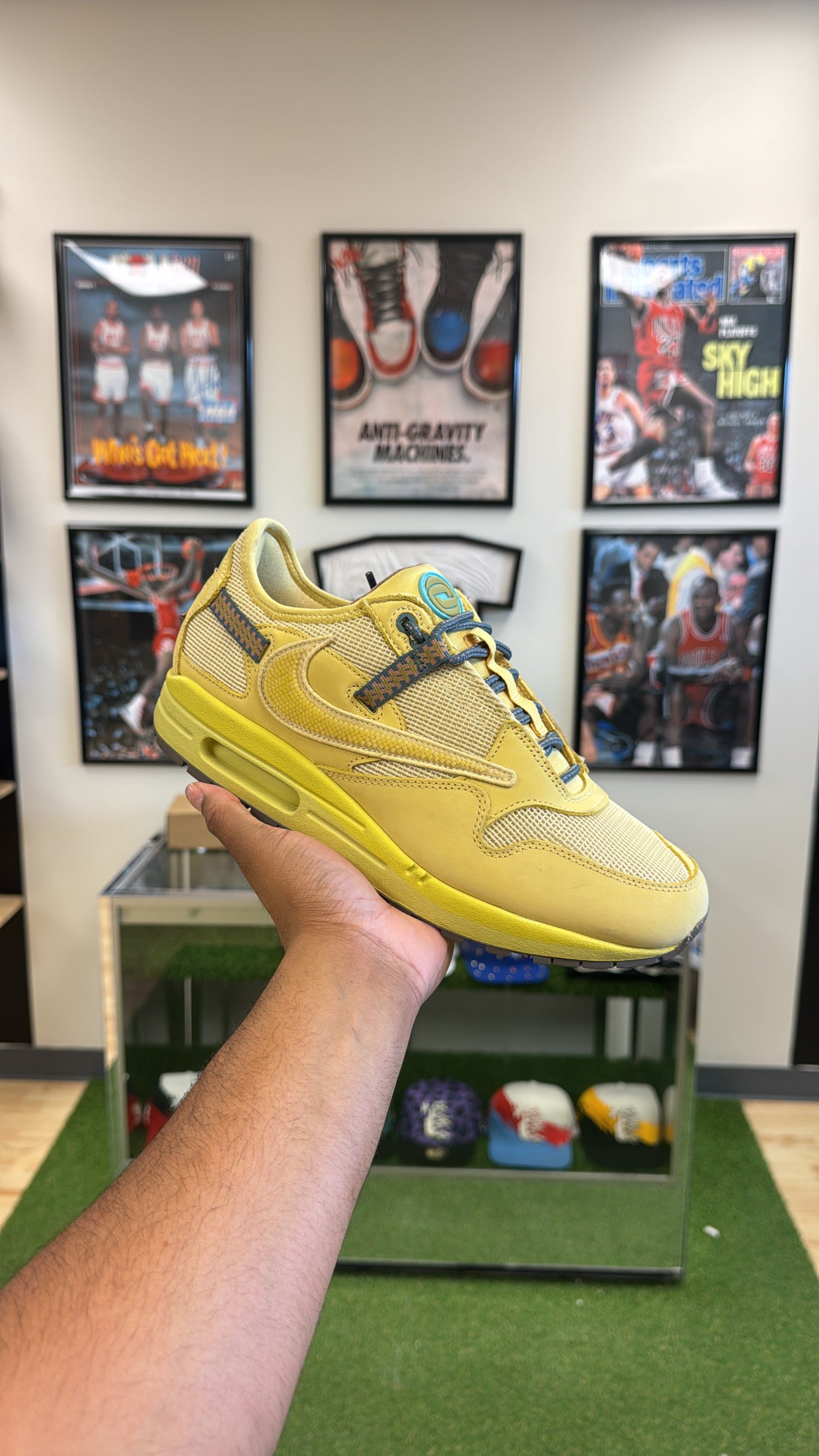 Air Max 1 “Travis Scott Cactus Jack Saturn Gold” (Sz 10)