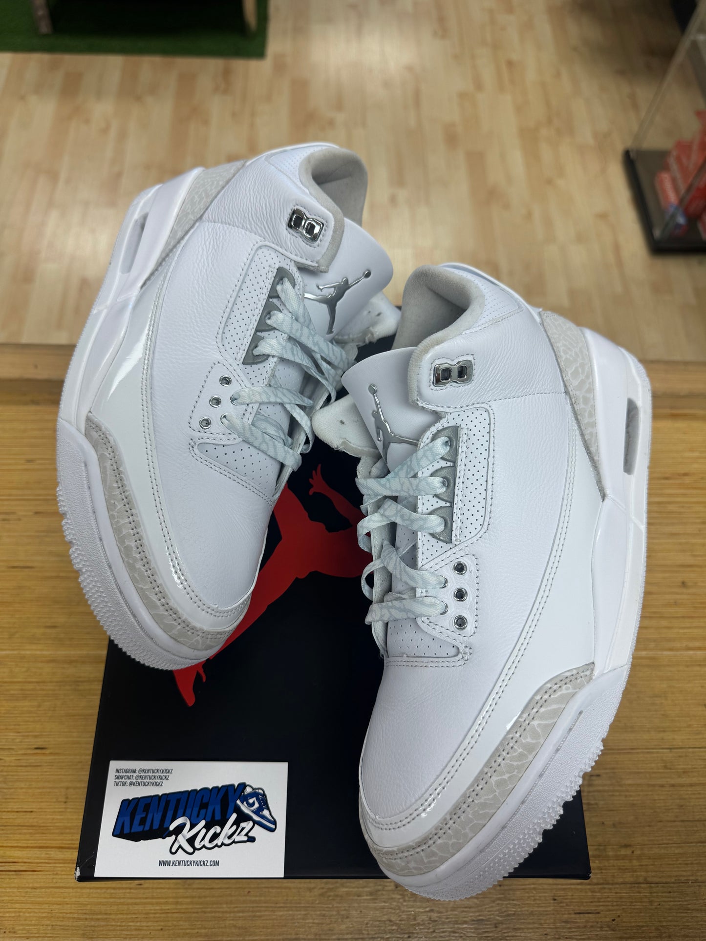 Jordan 3 Retro “Pure Money” 2025 (Sz 9.5)
