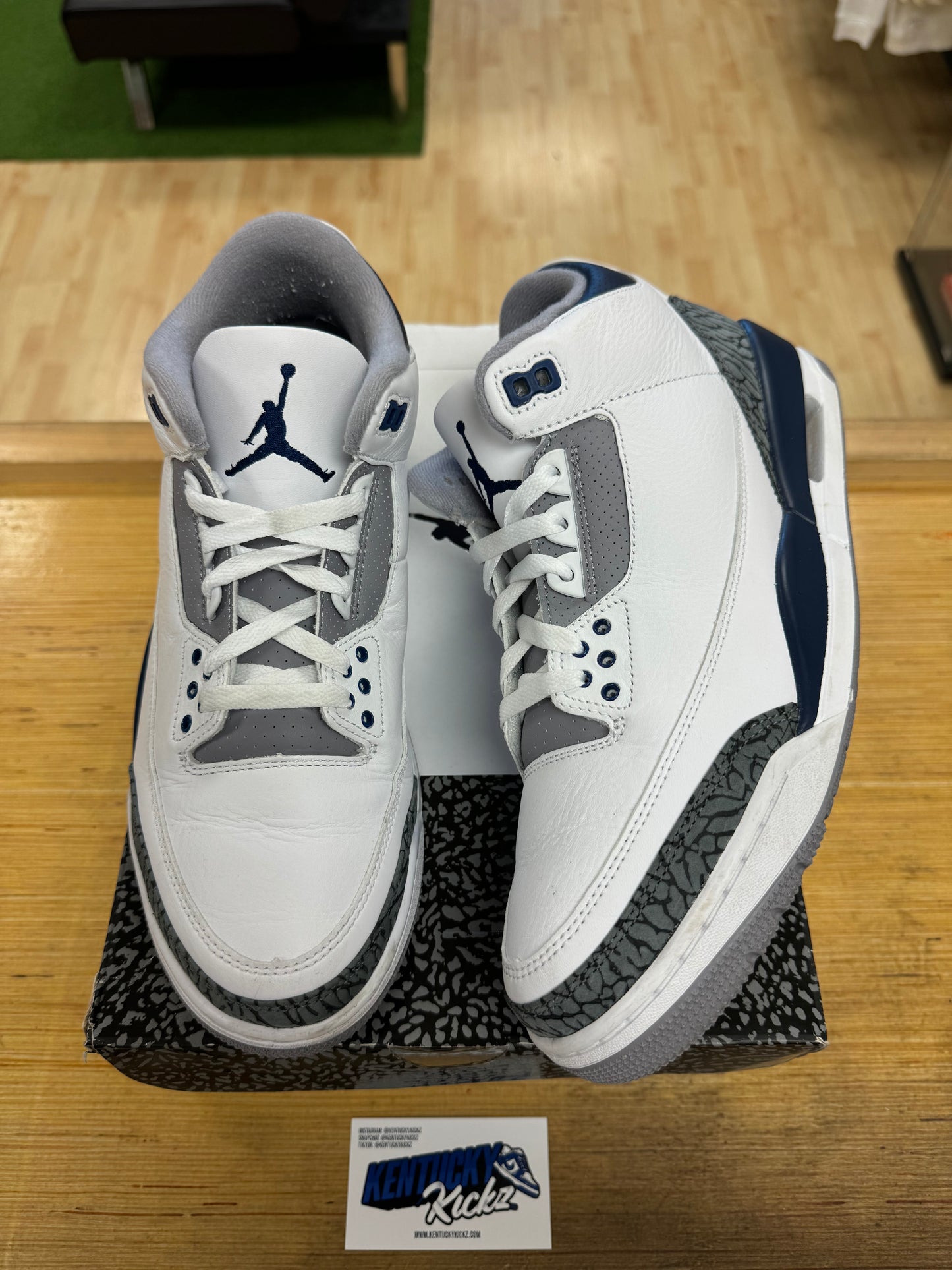 Jordan 3 Retro “Midnight Navy” (Sz 10.5)