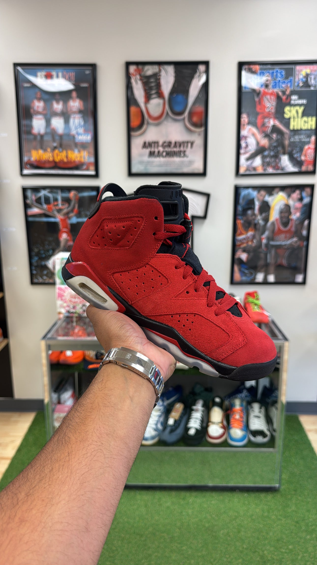 Jordan 6 Retro “Toro Bravo” (Sz 7Y)