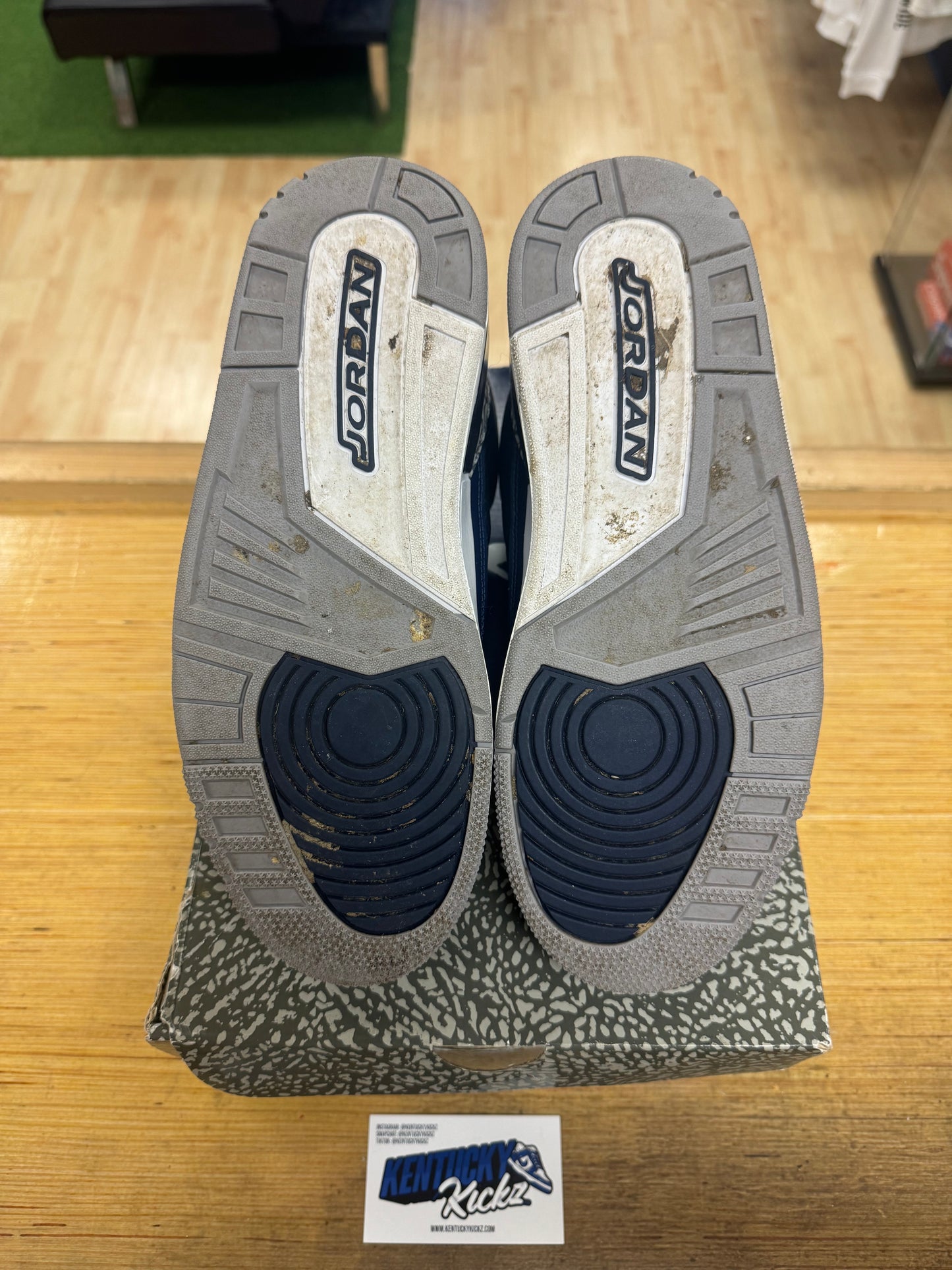 Jordan 3 Retro “Georgetown” (Sz 9.5)
