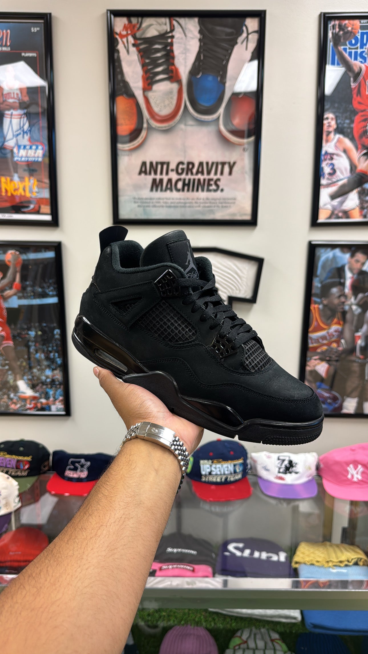 Jordan 4 Retro “Black Cat” 2025 (Sz 11.5)