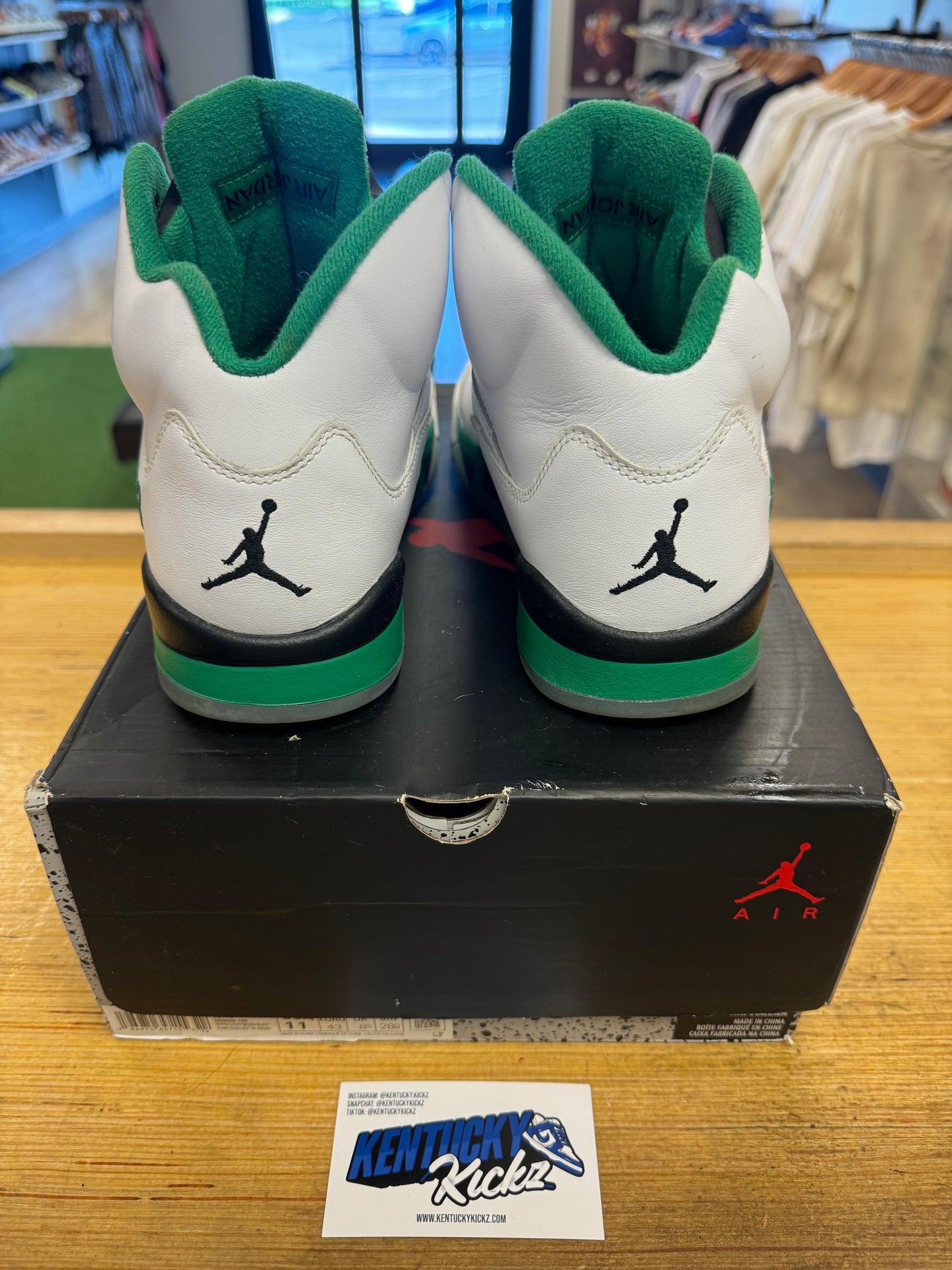 Jordan 5 Retro “Lucky Green” (Sz 11W / 9.5 Men)
