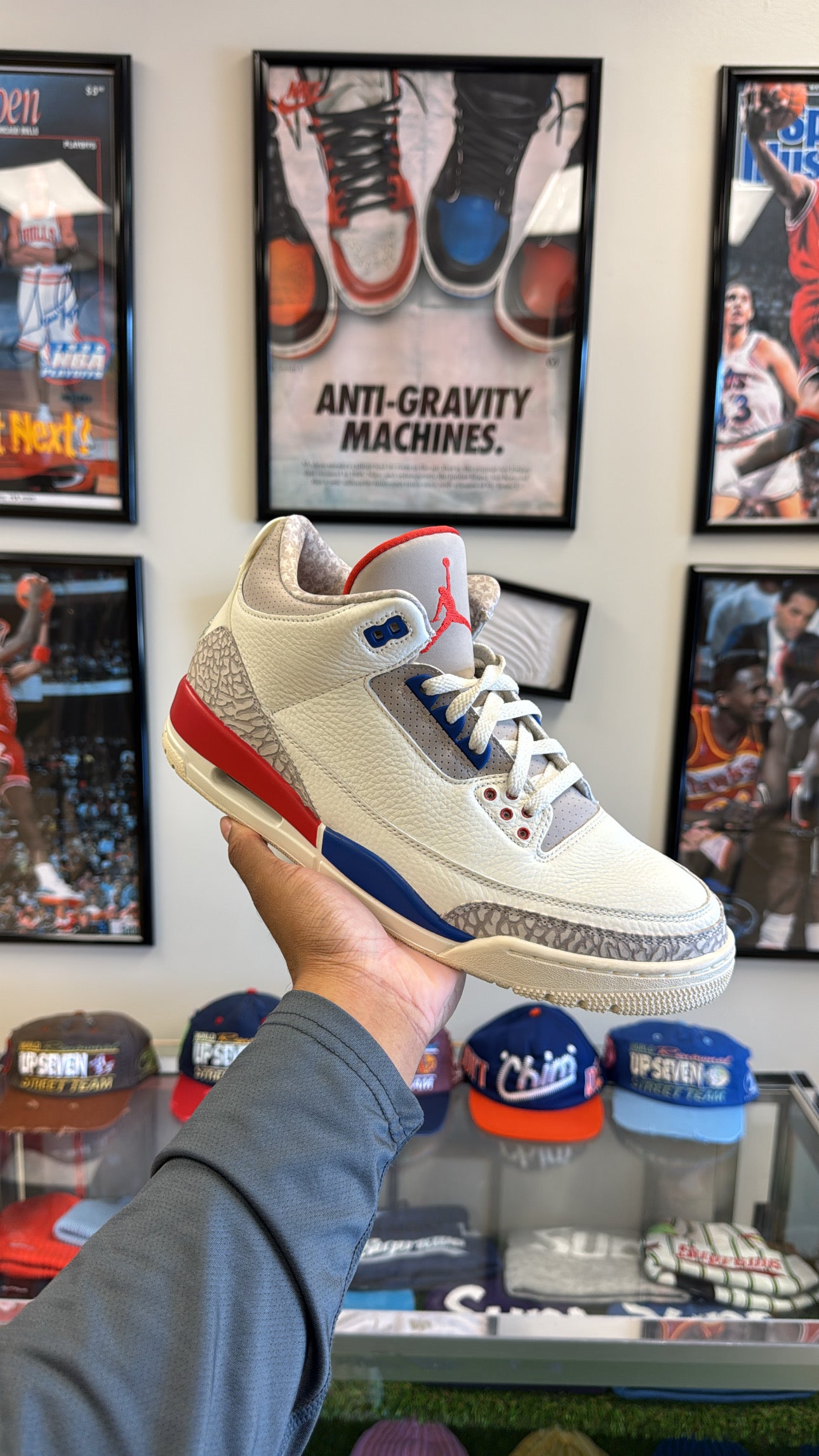 Jordan 3 Retro “International Flight” (Sz 11)