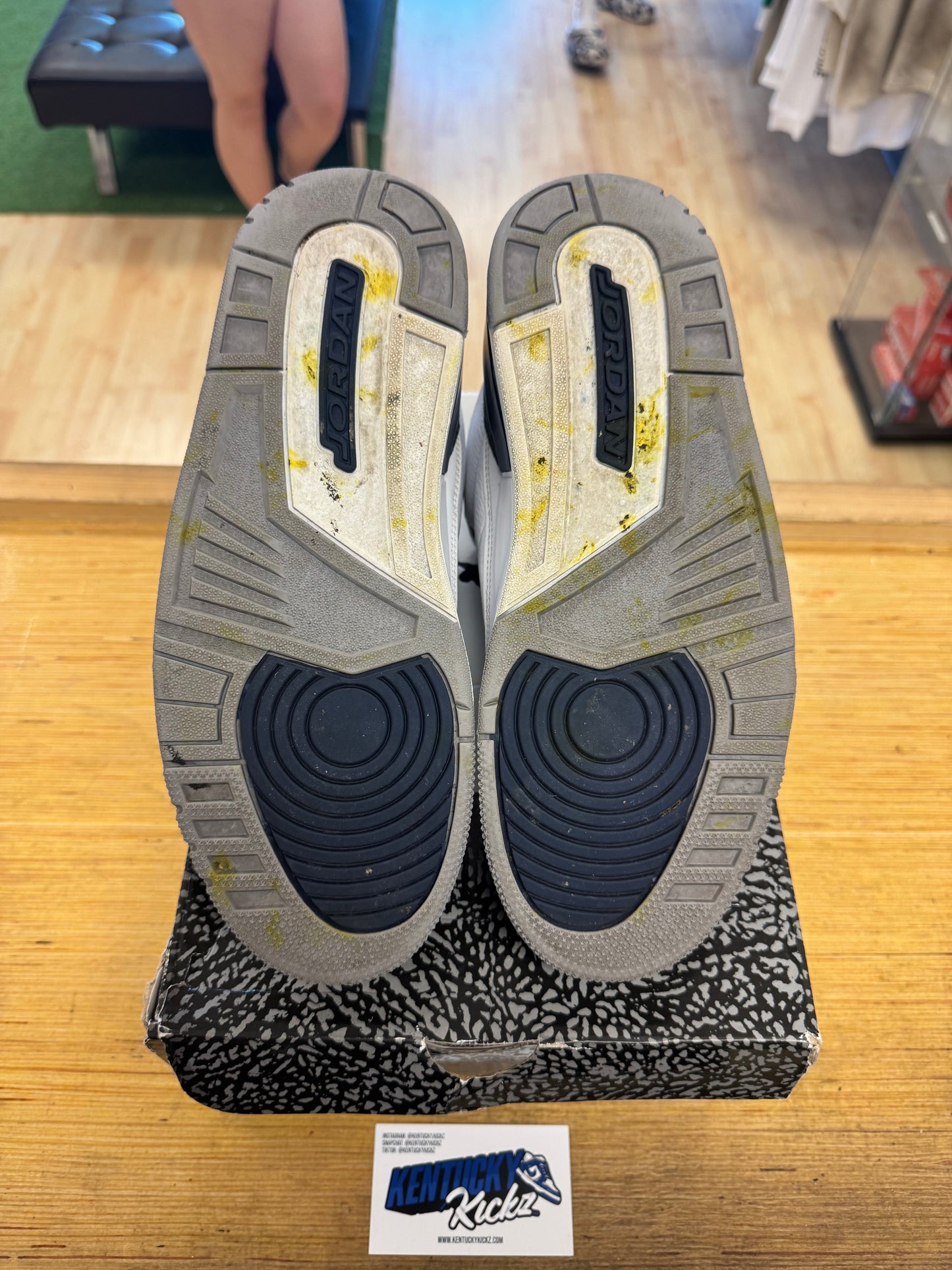 Jordan 3 Retro “Midnight Navy” (Sz 10)