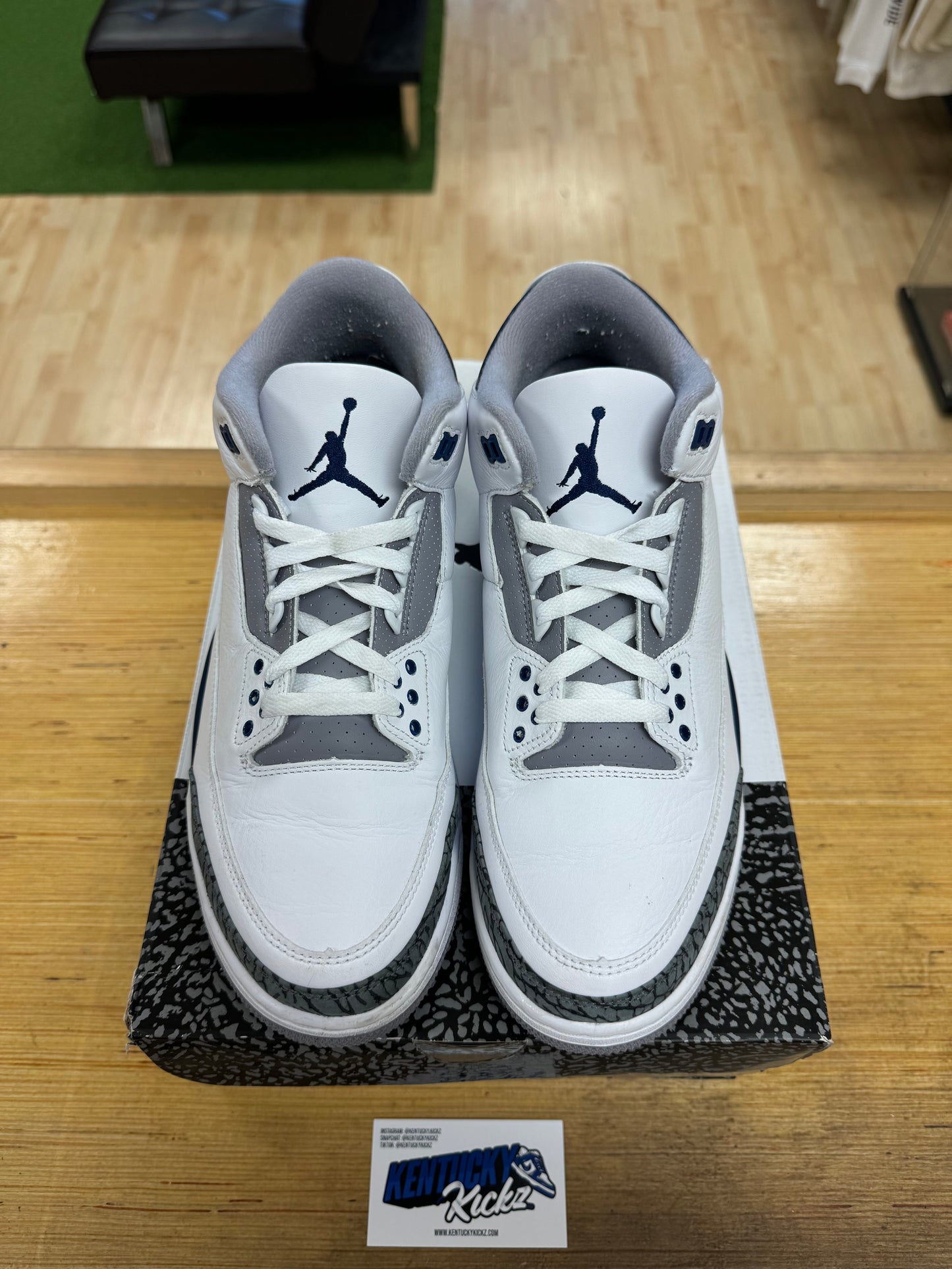 Jordan 3 Retro “Midnight Navy” (Sz 10.5)