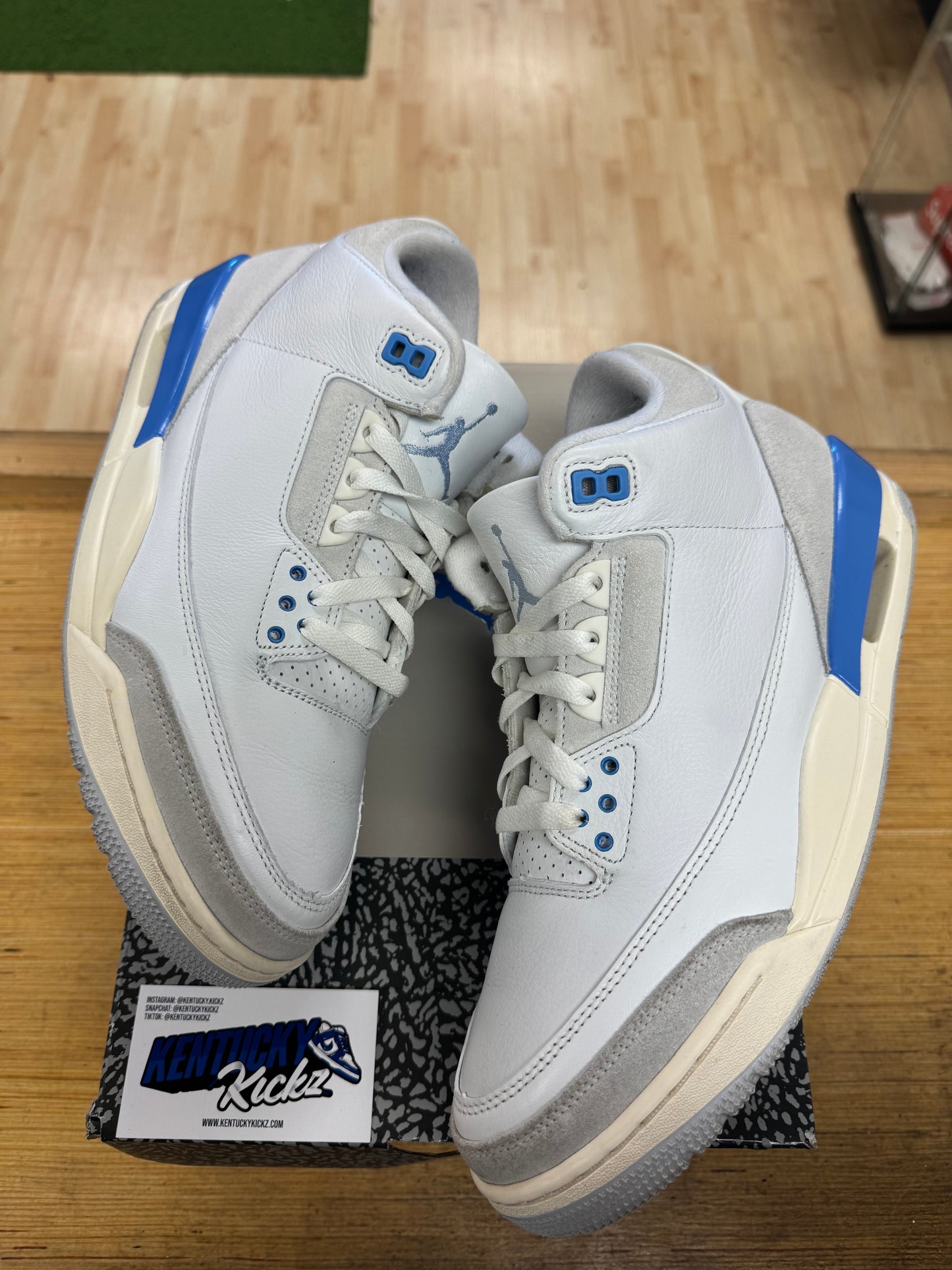 Jordan 3 Retro “Lucky Shorts” (Sz 10.5)