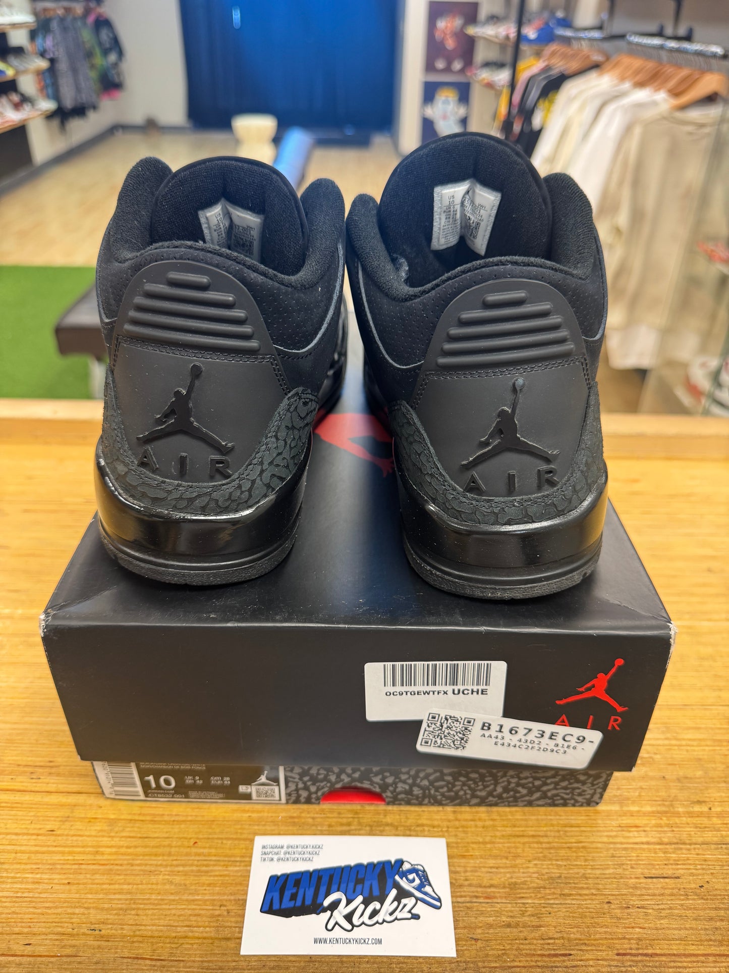 Jordan 3 Retro “Black Cat” 2025 (Sz 10)