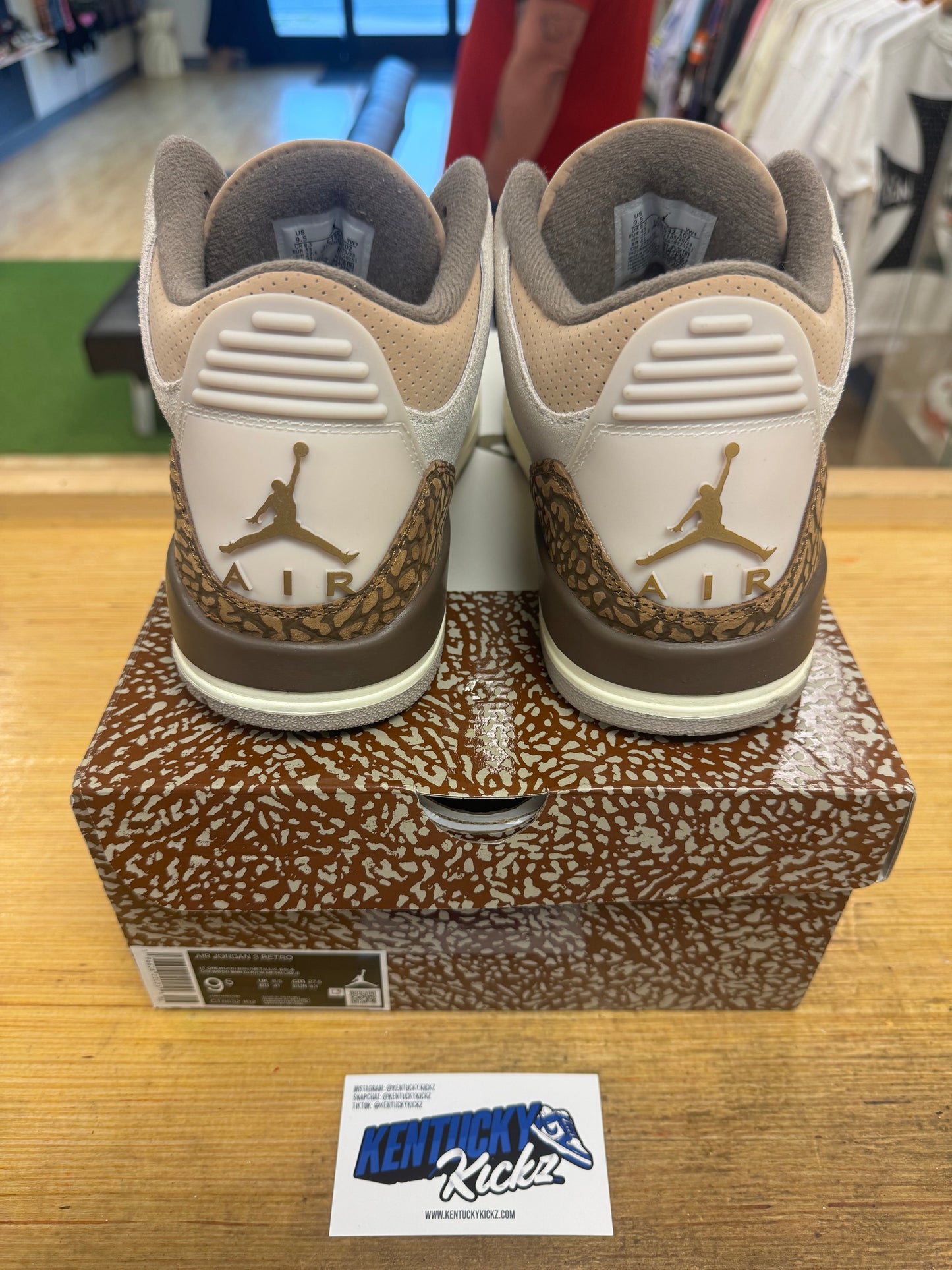 Jordan 3 Retro “Palomino” (Sz 9.5)
