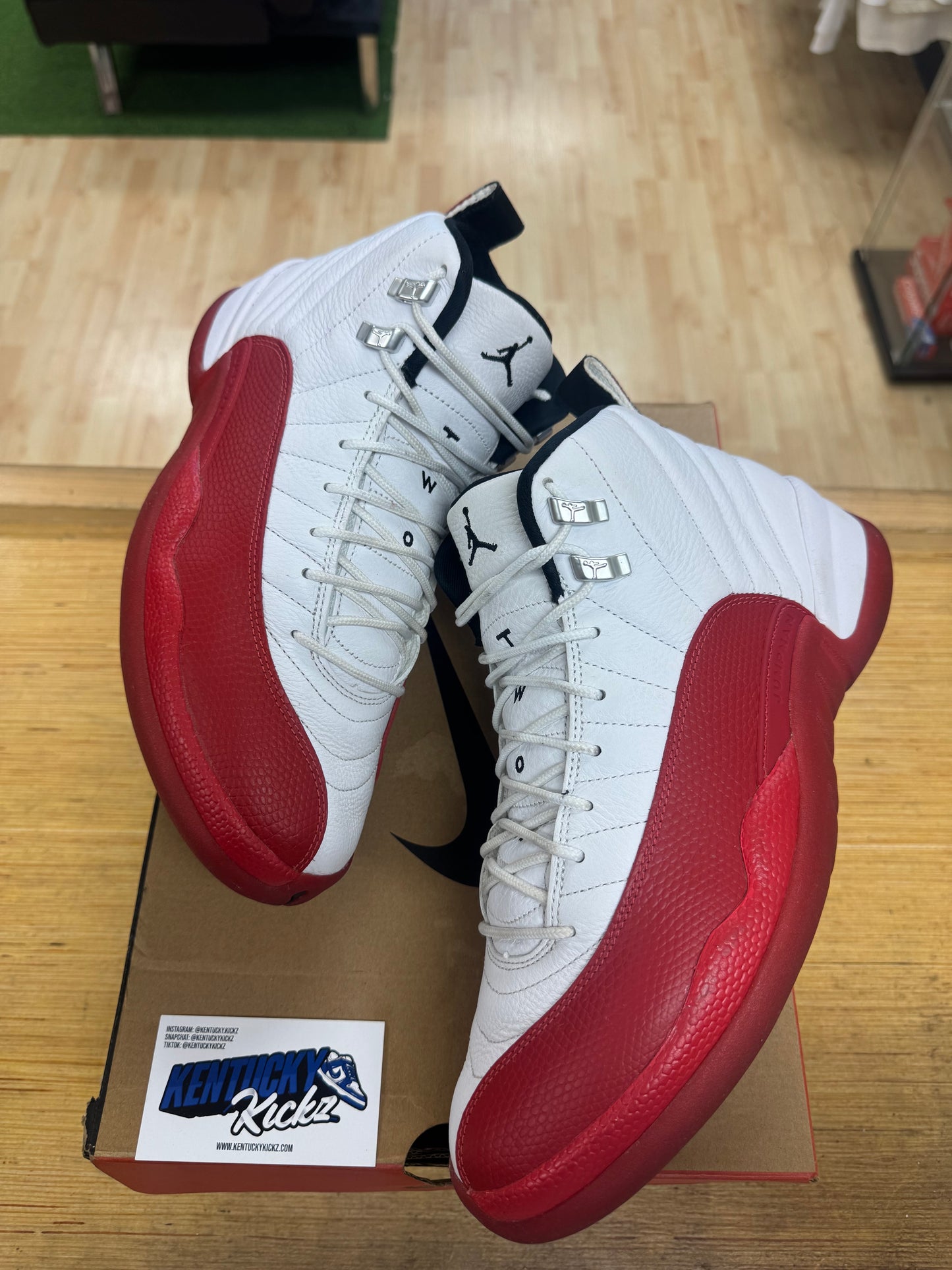 Jordan 12 Retro “Cherry” (Sz 11)