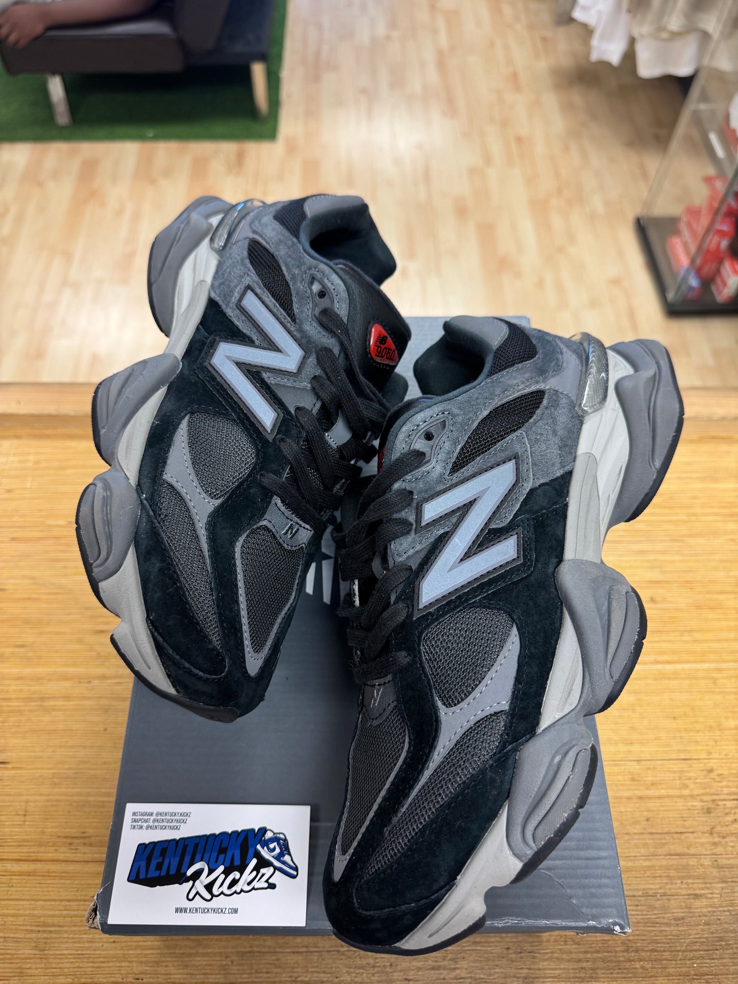 NB 9060 “Black Castlerock Grey” (Sz 10.5)