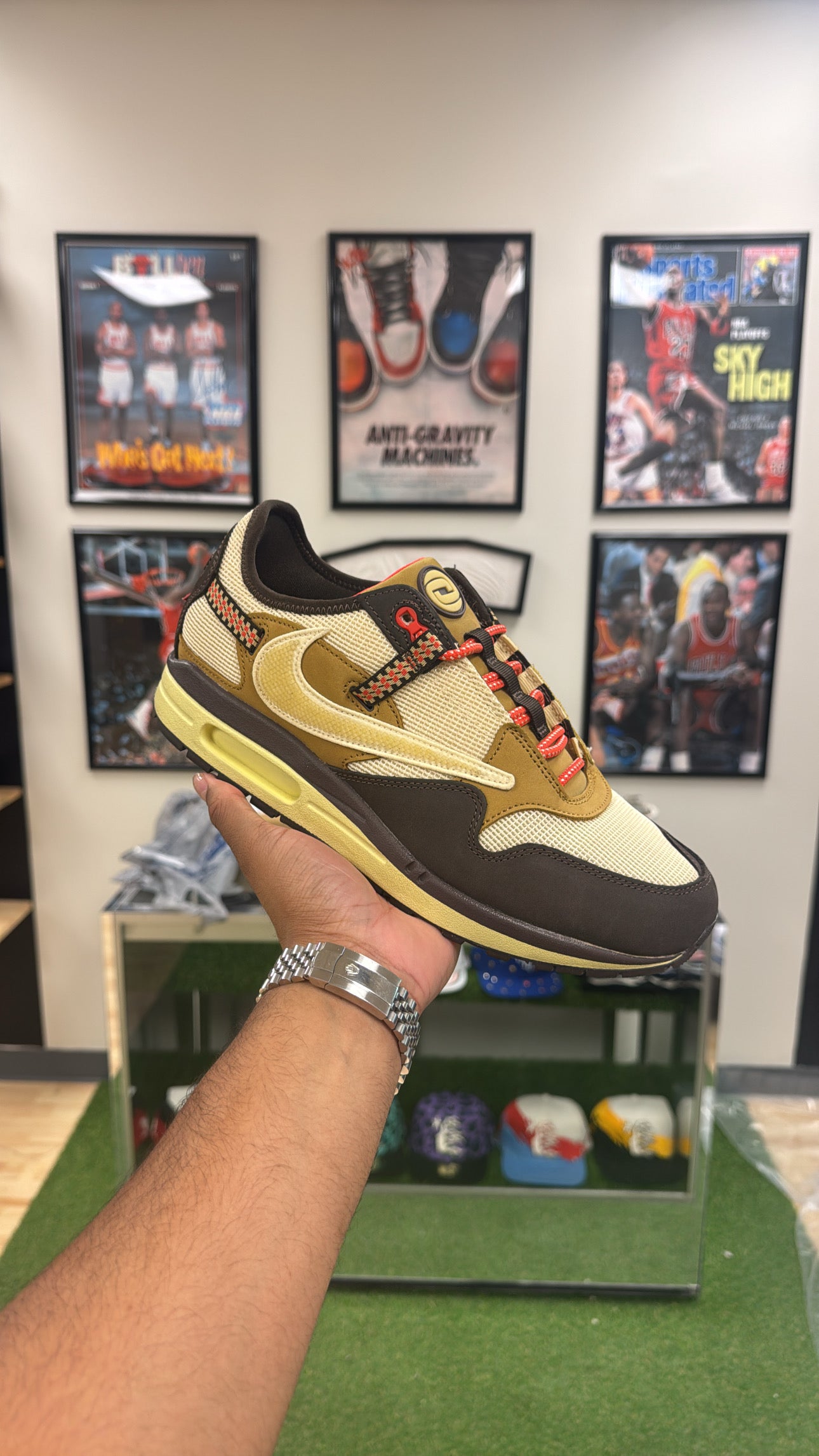 Air Max 1 “Travis Scott Cactus Jack Baroque Brown” (Sz 10)