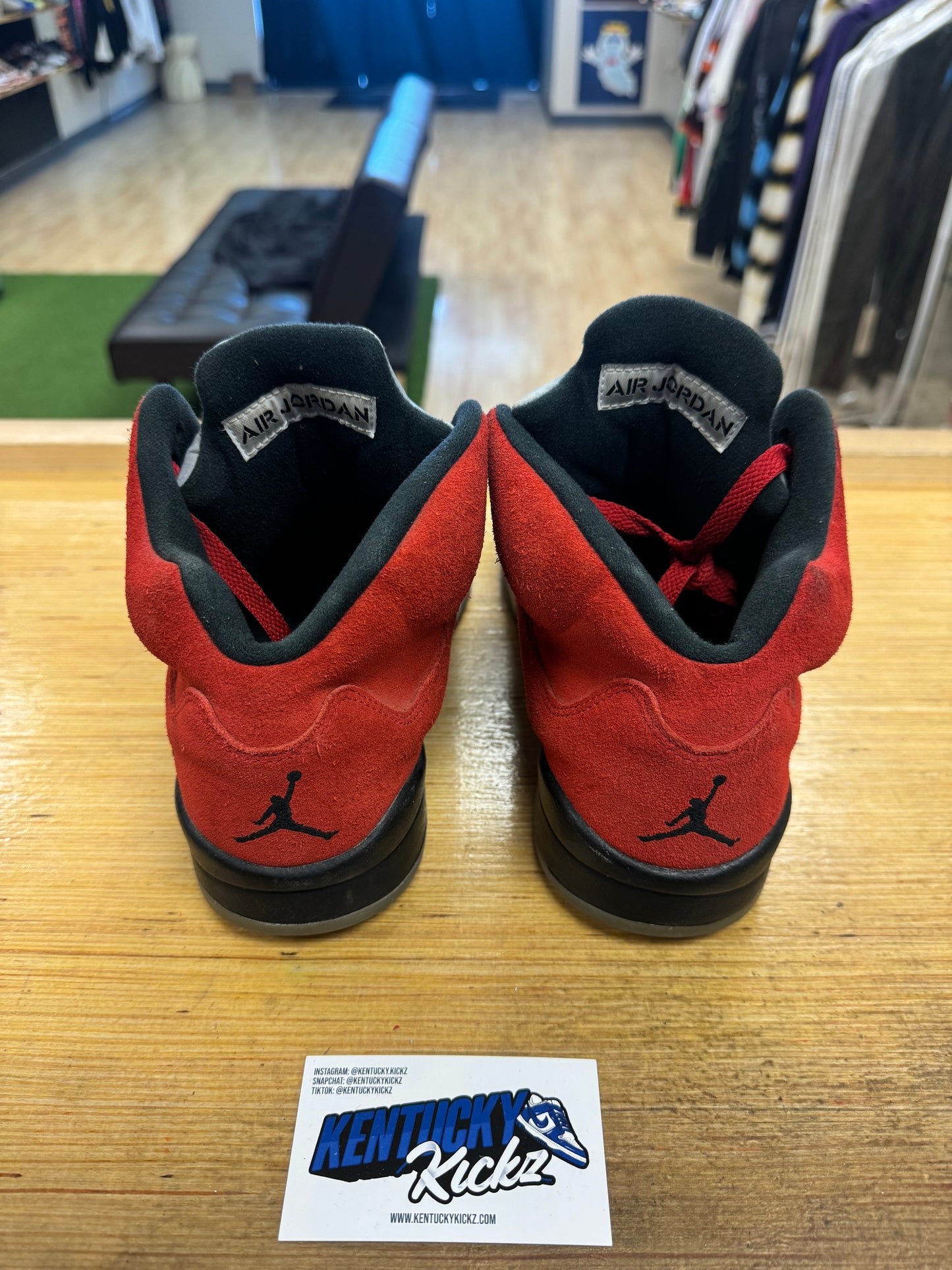 Jordan 5 Retro “Raging Bull” 2021 (Sz 9.5)