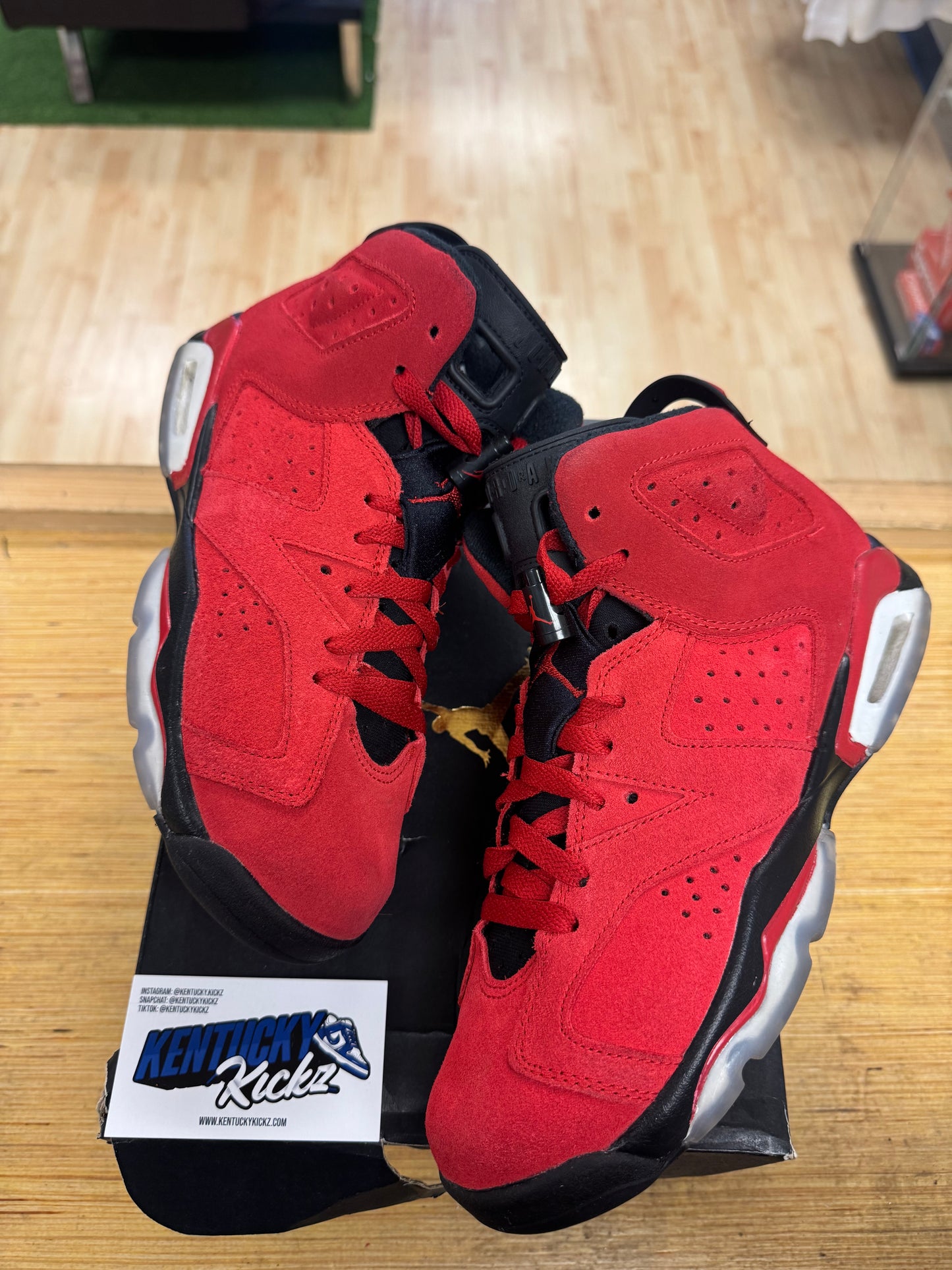Jordan 6 Retro “Toro Bravo” (Sz 7Y)