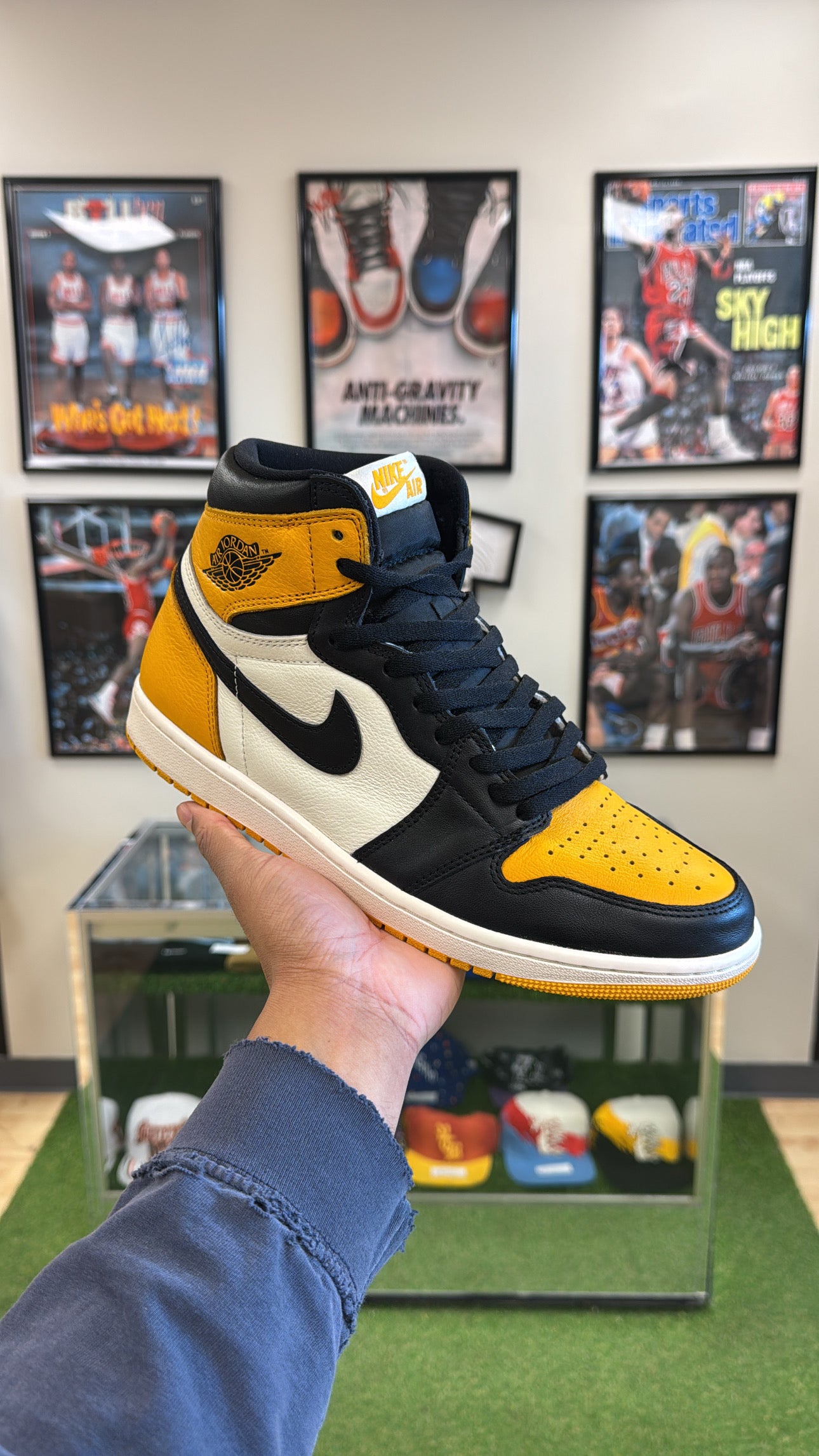 Jordan 1 Retro High OG “Taxi” (Sz 11)