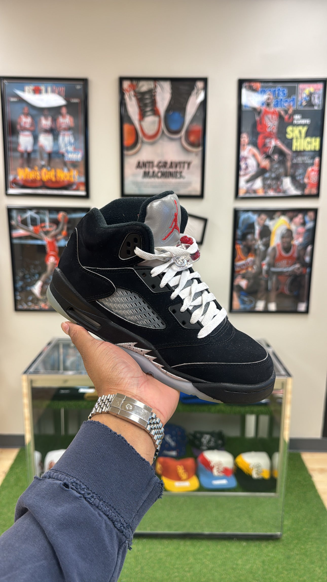 Jordan 5 Retro OG “Black Metallic Reimagined” (Sz 5.5Y)