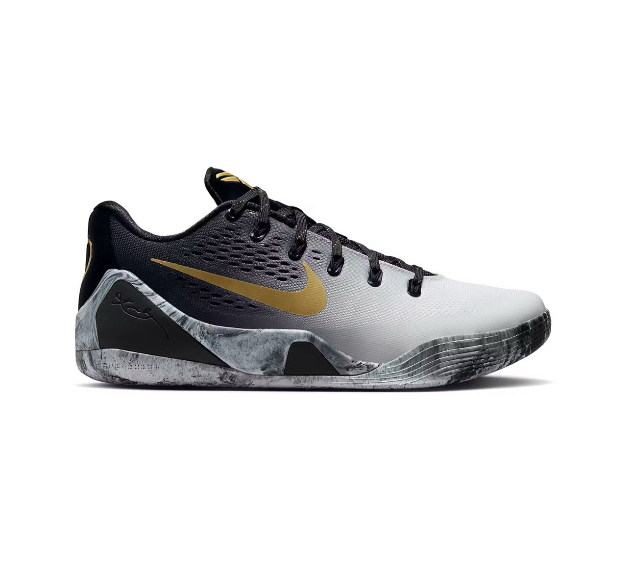 Kobe 9 EM Low Protro “Mambacita”