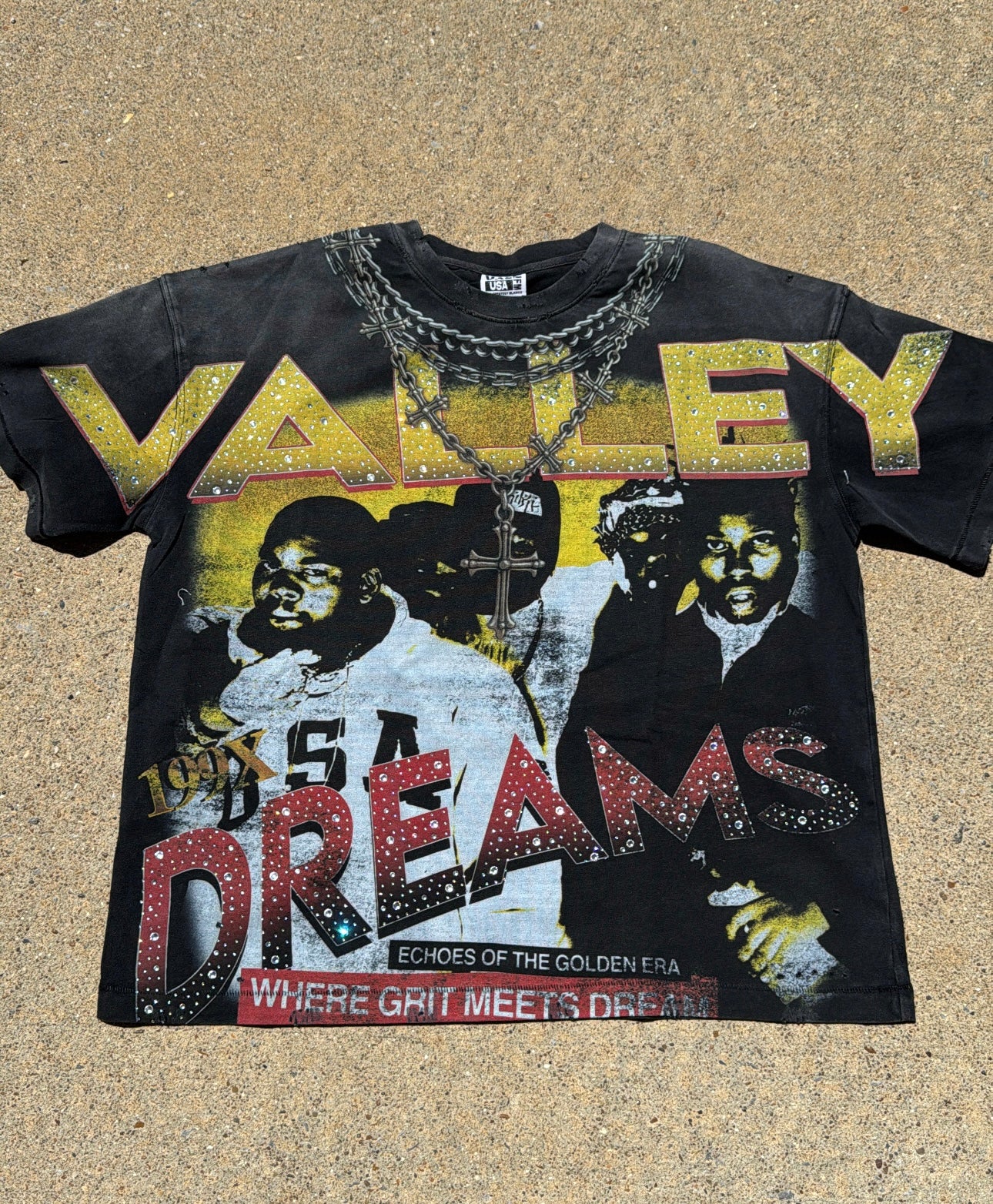 “VALE” BLACK CHAMBERS BLING TEE