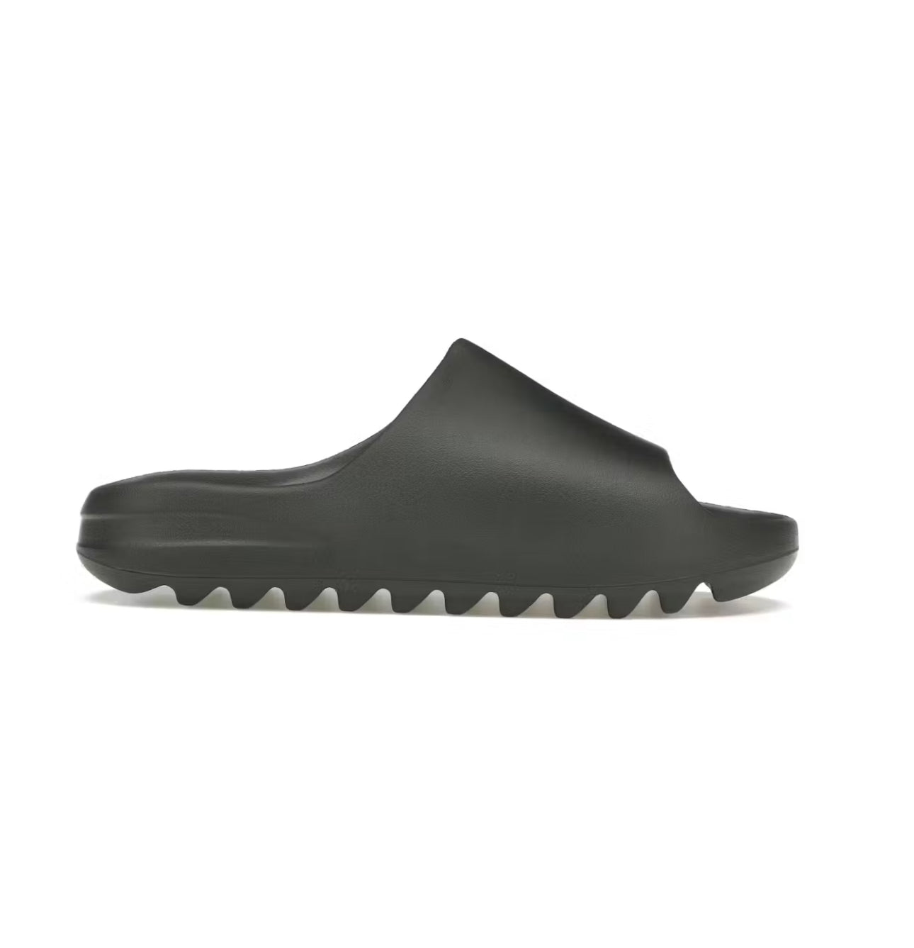 Yeezy Slide “Dark Onyx”