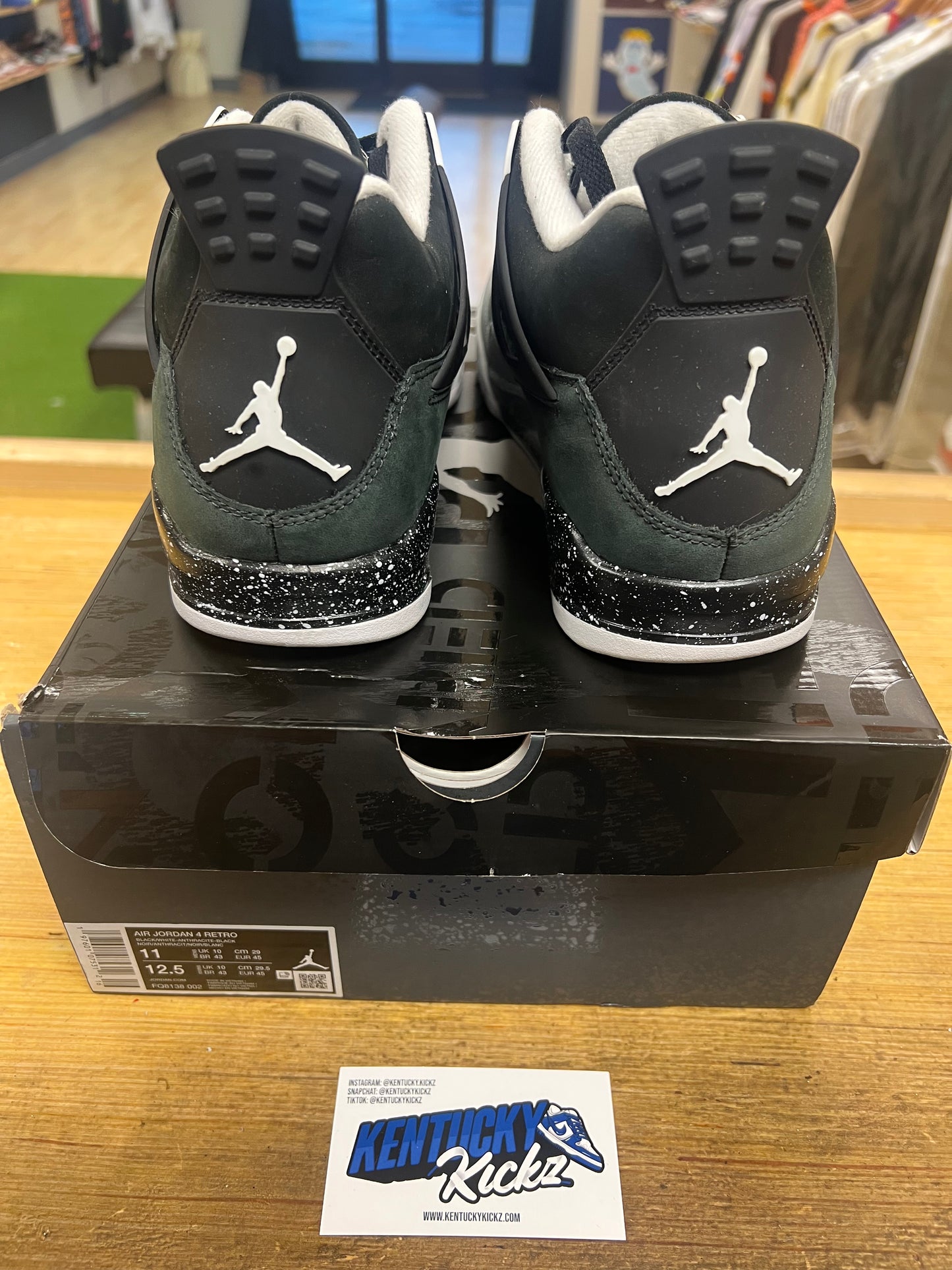 Jordan 4 Retro “Fear” (Sz 11)