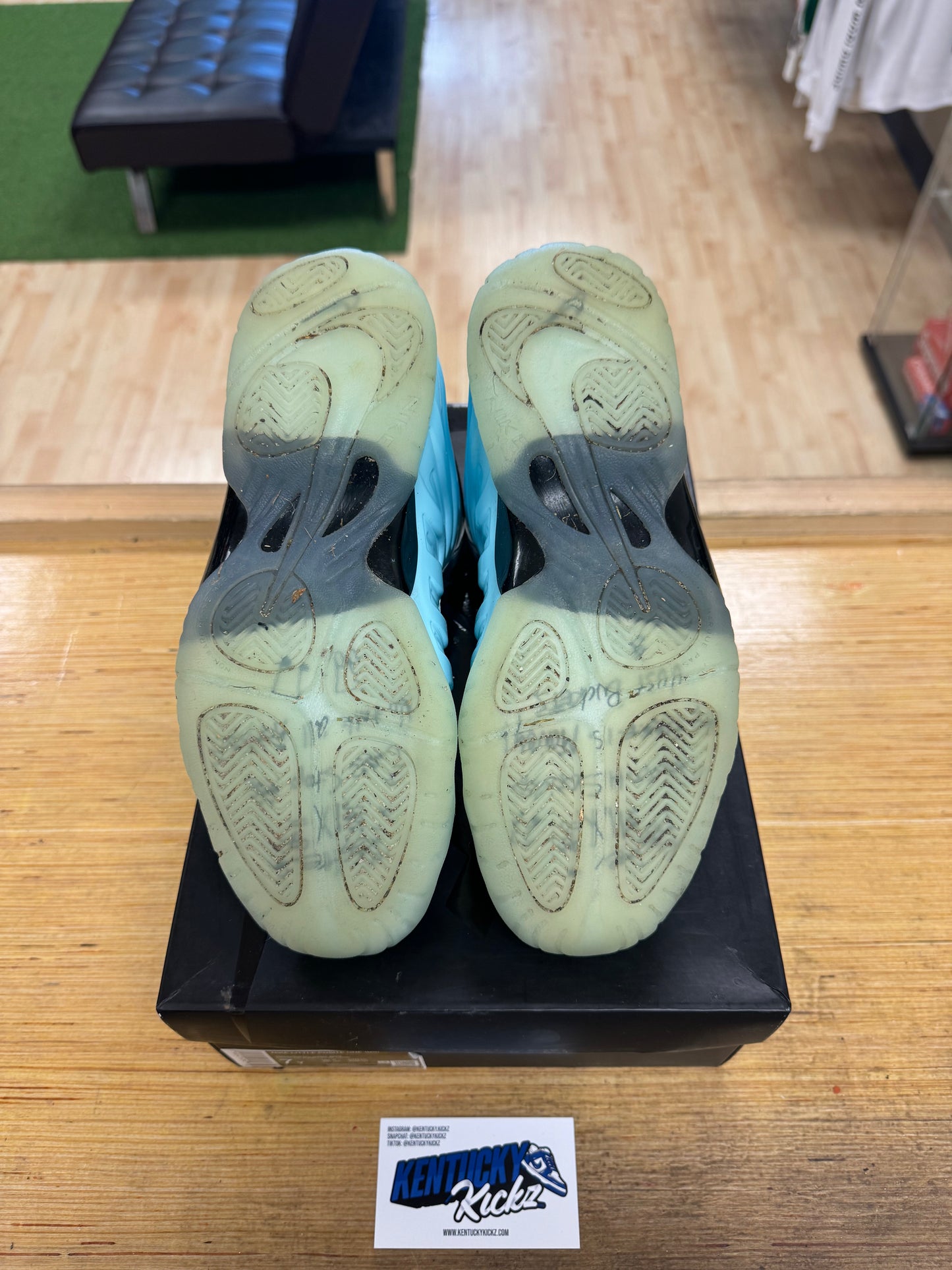 Foamposite One “Mixtape” (Sz 7Y)