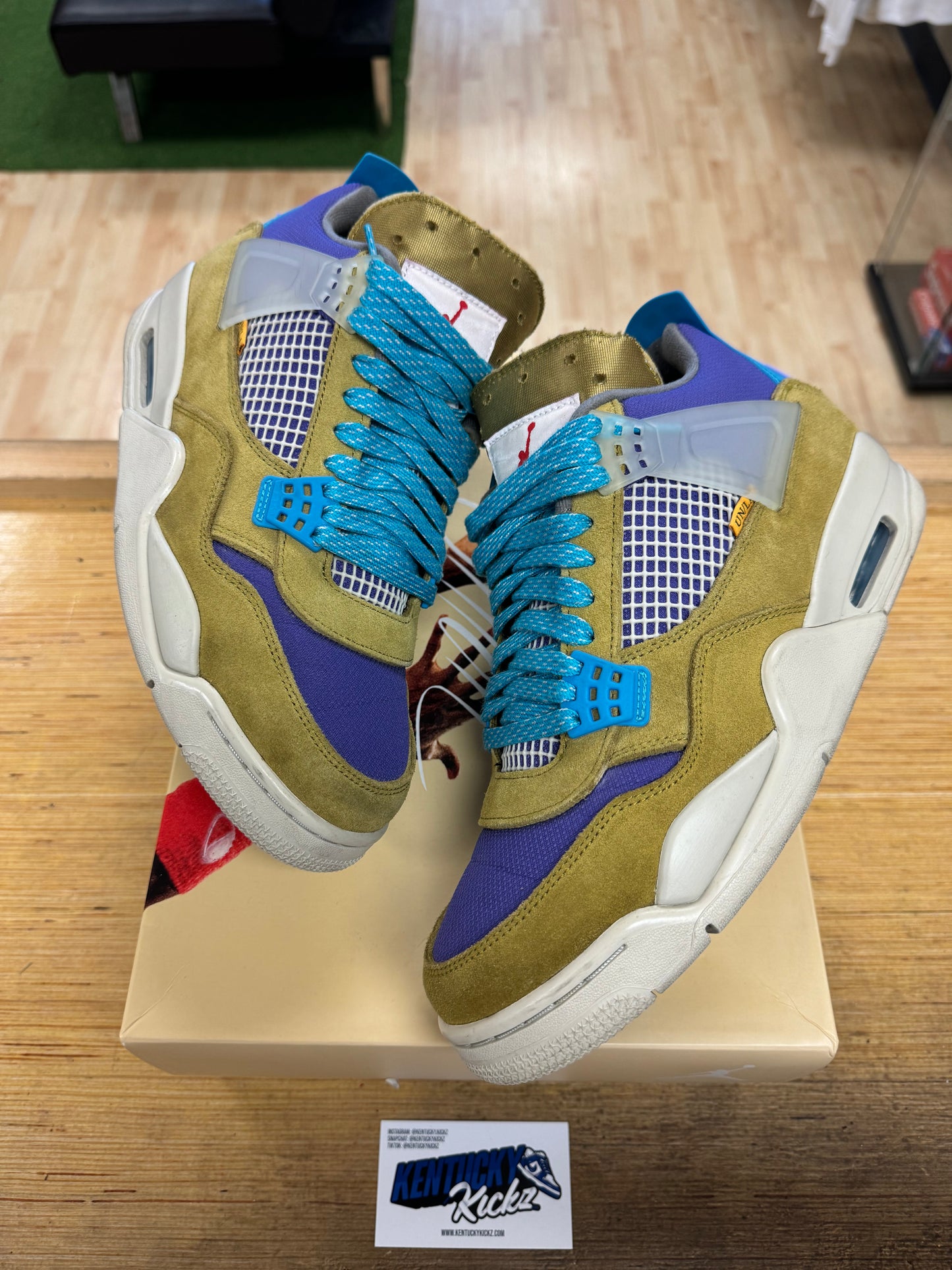 Jordan 4 Retro SP “30th Anniversary Union Desert Moss” (Sz 10)