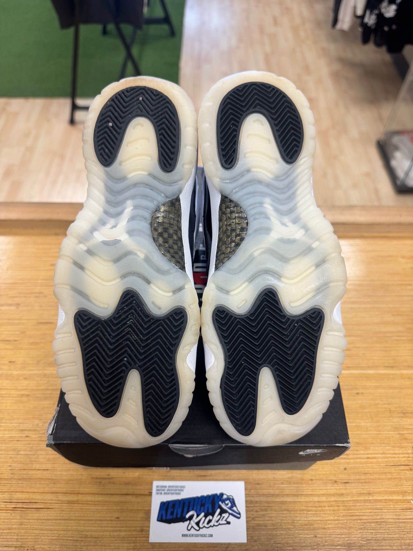 Jordan 11 Retro “DMP Gratitude” 2023 (Sz 7Y)