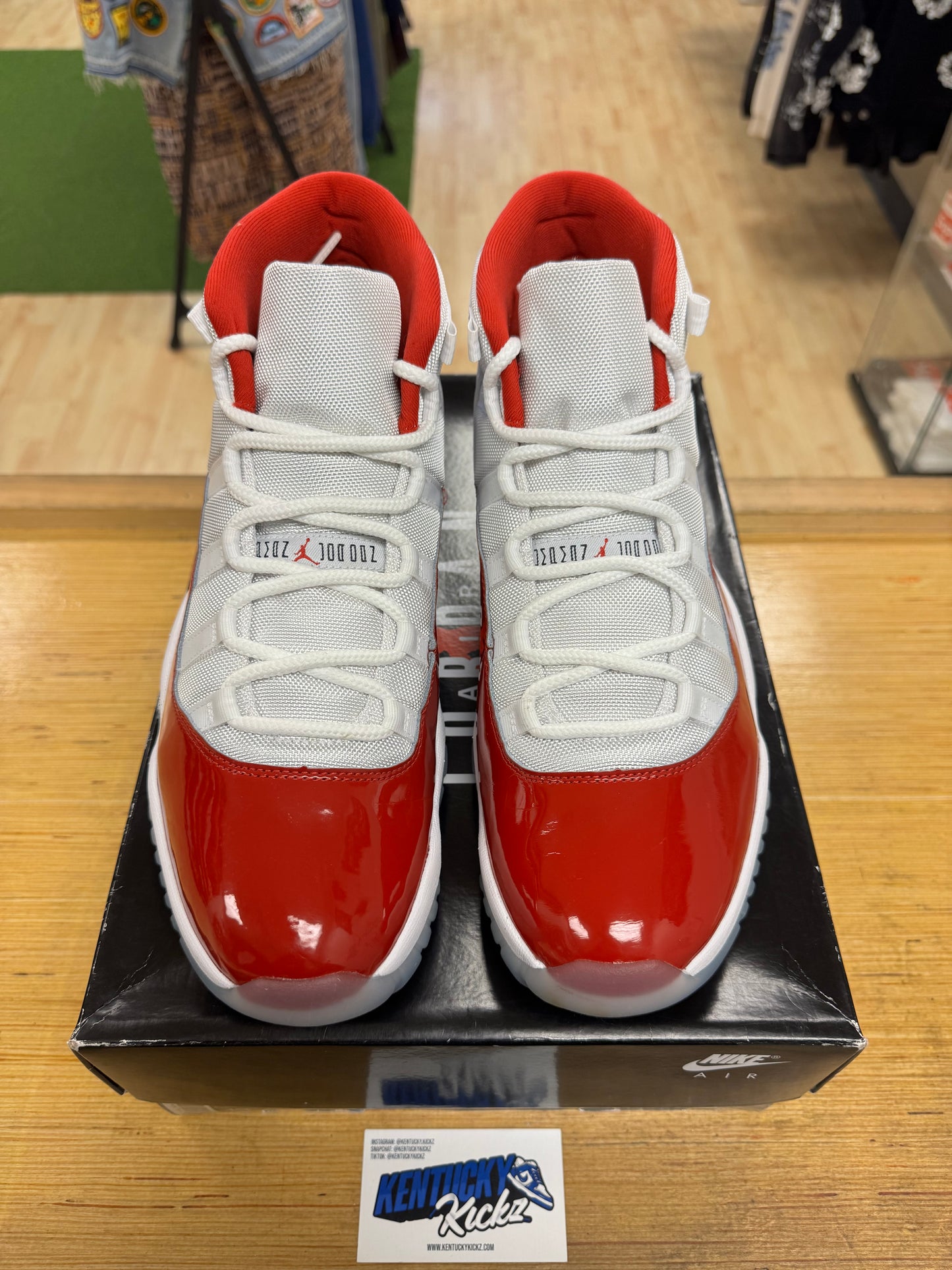 Jordan 11 Retro “Cherry” 2022 (Sz 13)
