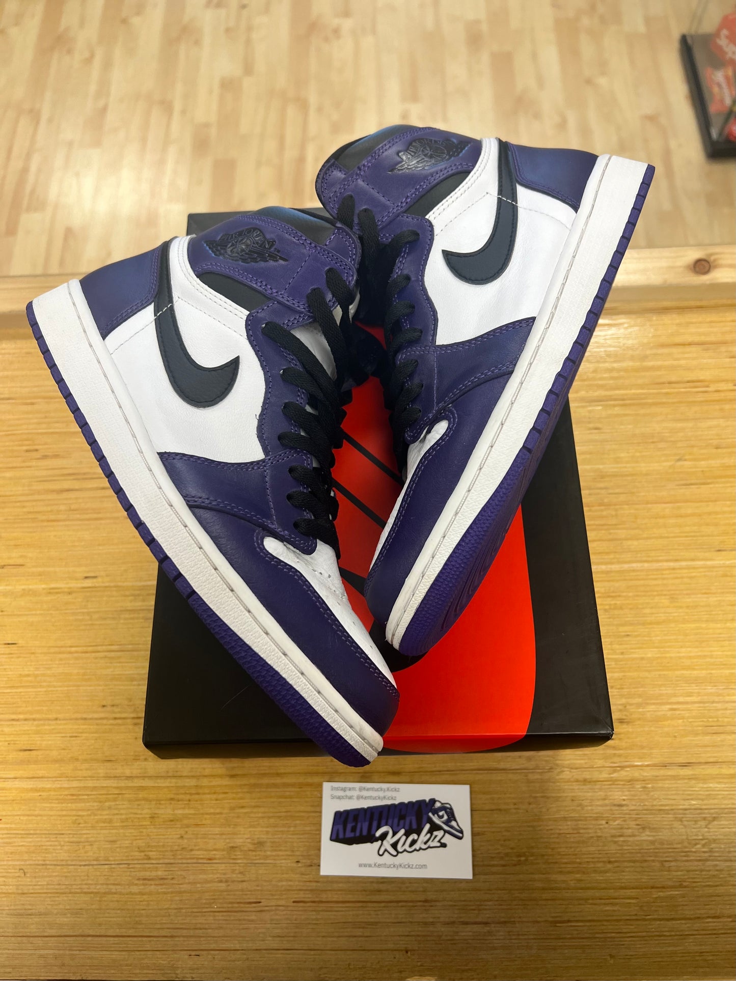 Jordan 1 Retro “Court Purple” (Sz 9.5) (USED 1x)