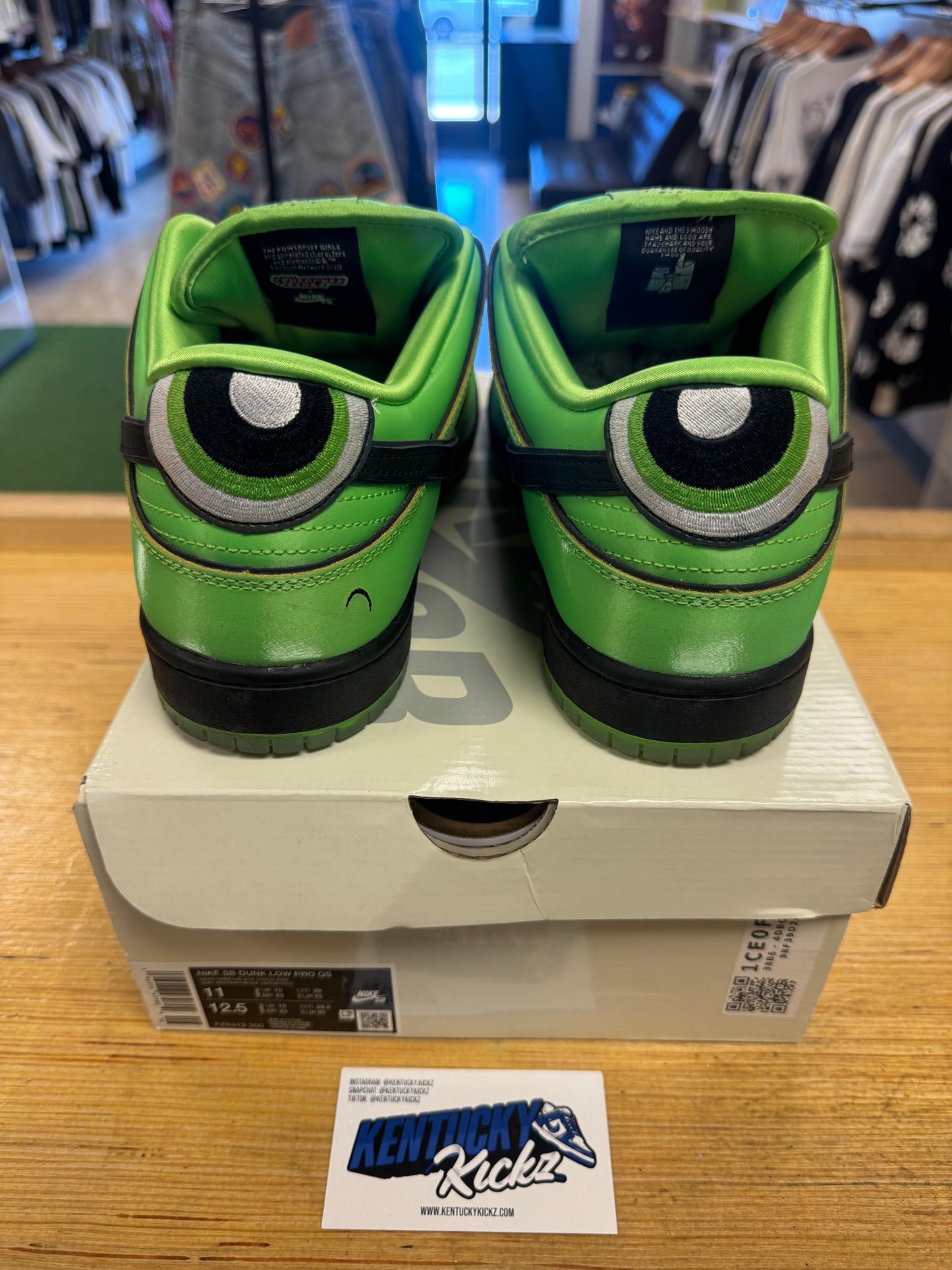 SB Dunk Low “The Powerpuff Girls Buttercup” (Sz 11)