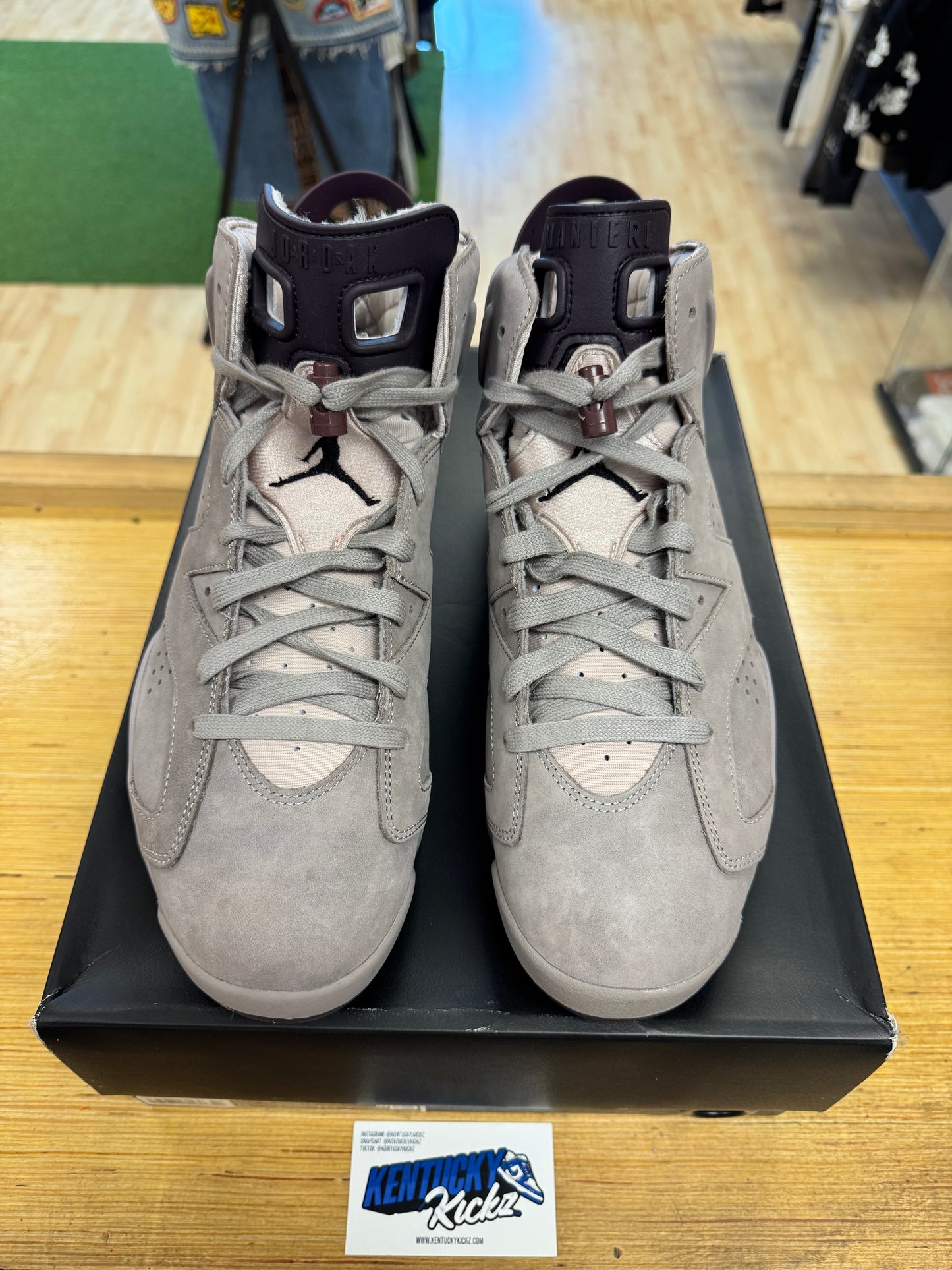 Jordan 6 Retro “A Ma Maniere Smokey Mauve” (Sz 12)
